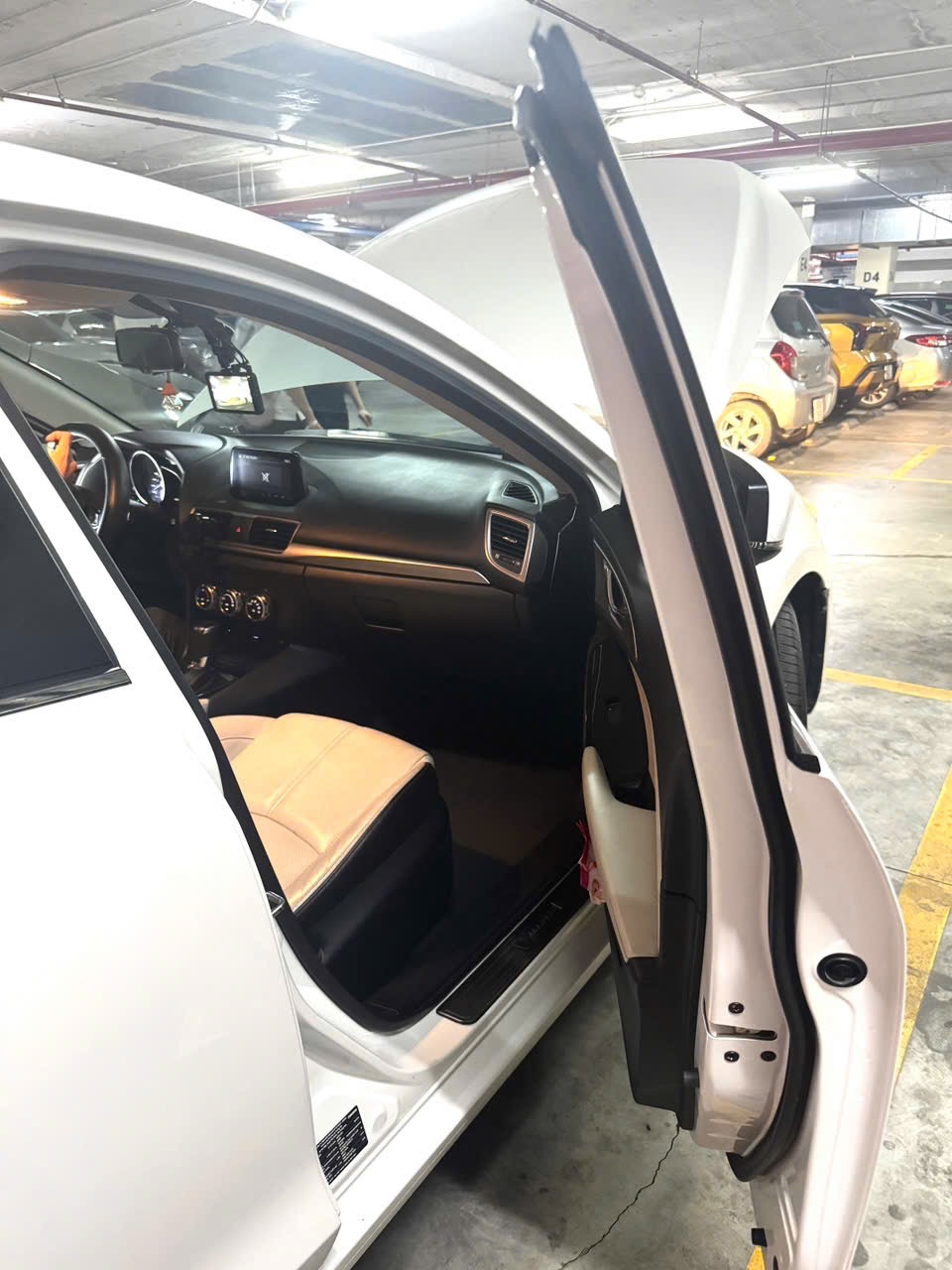 Mazda 3 1.5 AT Sedan 2020 Form cũ 2018 - Nội thất 1