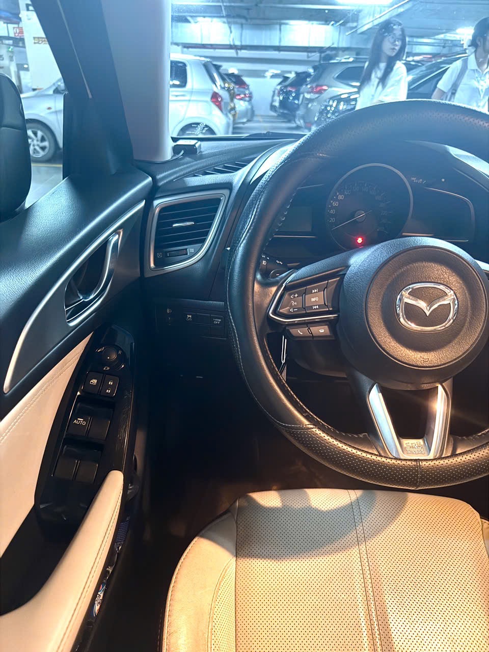 Mazda 3 1.5 AT Sedan 2020 Form cũ 2018 - Nội thất 5