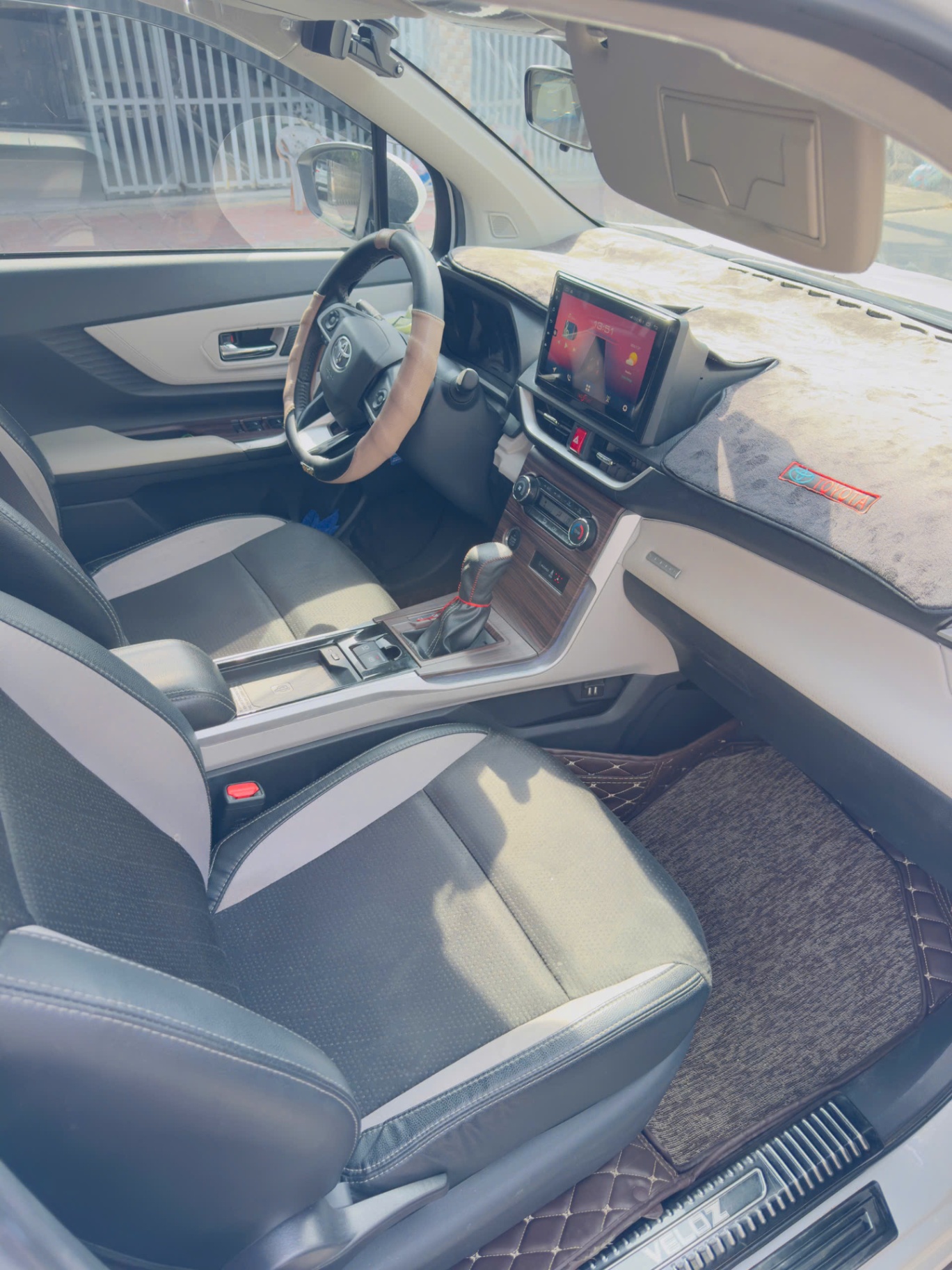 Toyota Veloz Cross Top 2022 - Nội thất 3