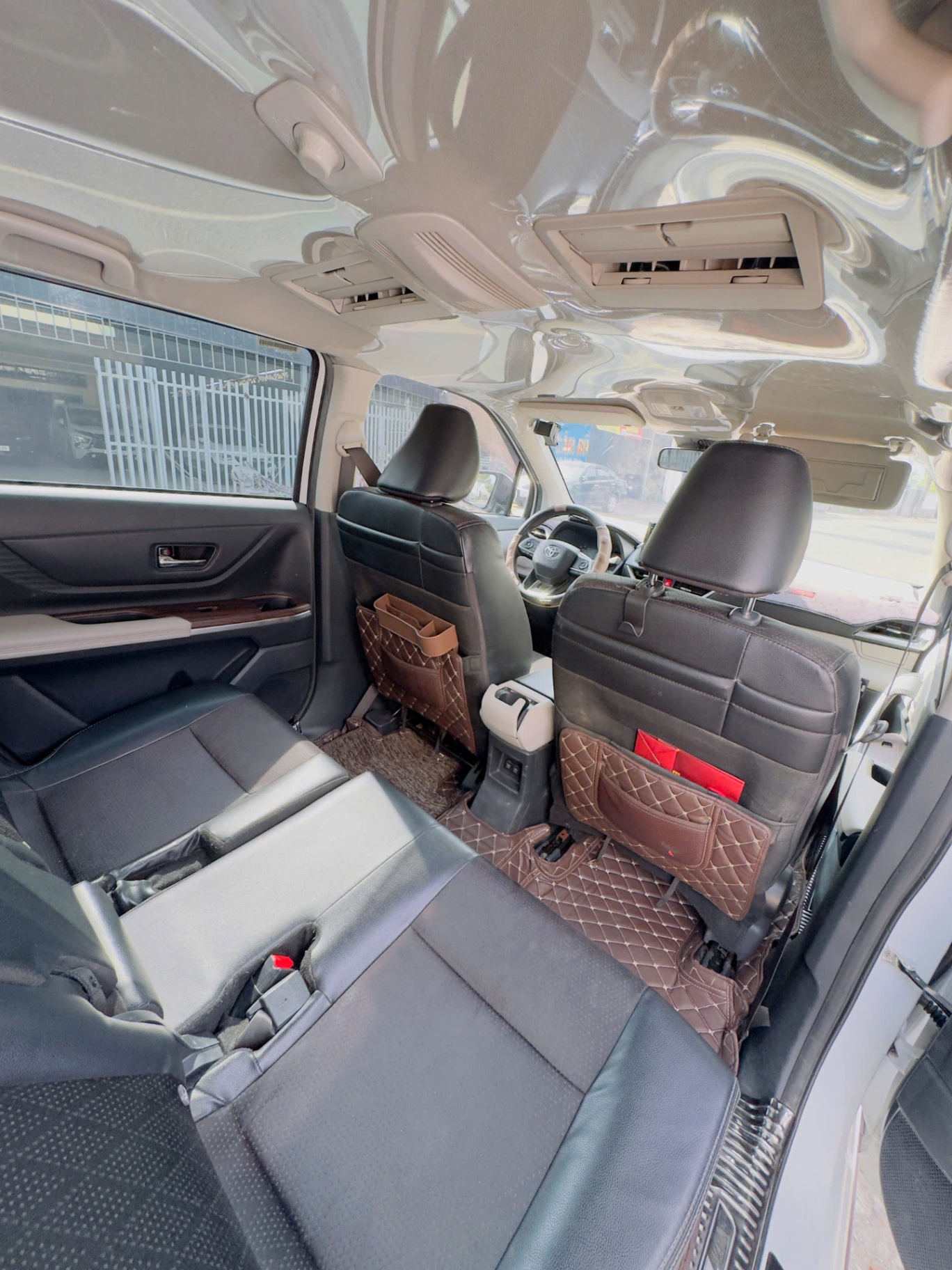 Toyota Veloz Cross Top 2022 - Nội thất 4