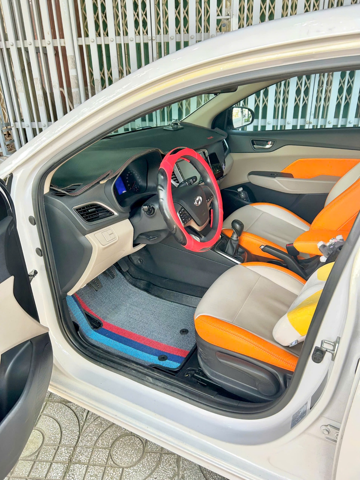 Hyundai Accent 1.4 Base 2020 - Nội thất 3