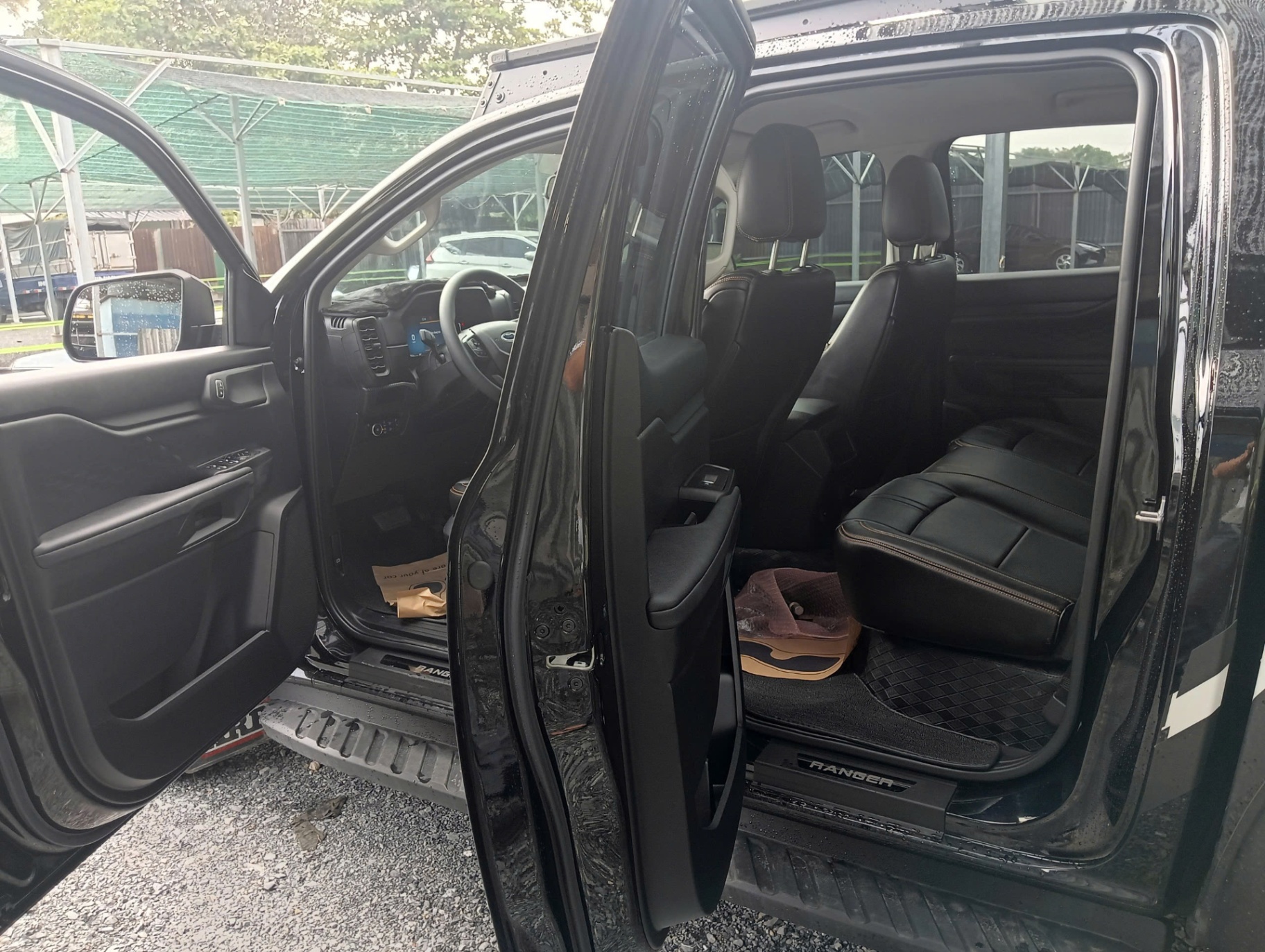 ford ranger xls 4x4 AT 2025 - Nội thất 1