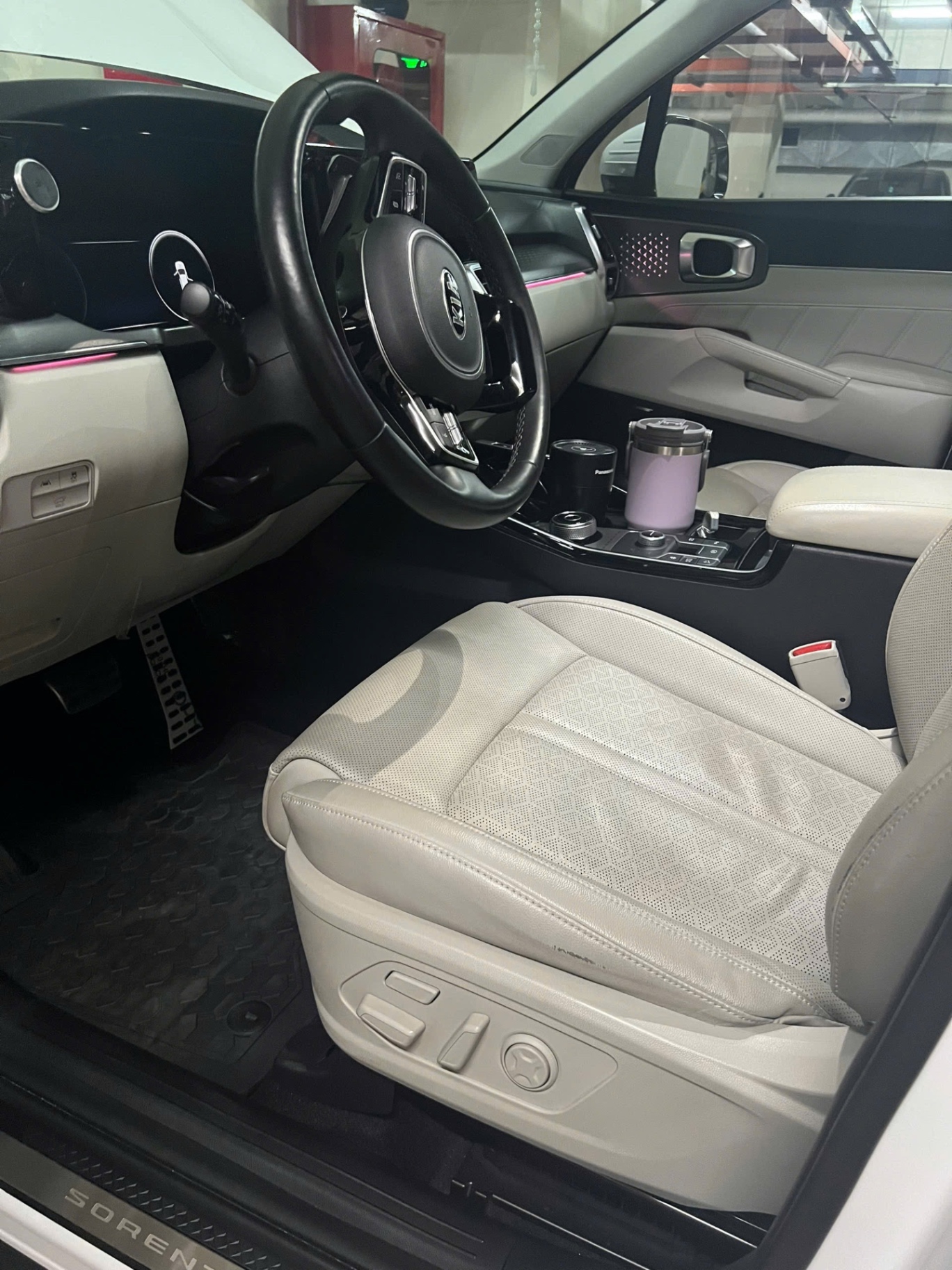 KIA Sorento Signature CRDi 2.2 AWD 12/2021 - Nội thất 7