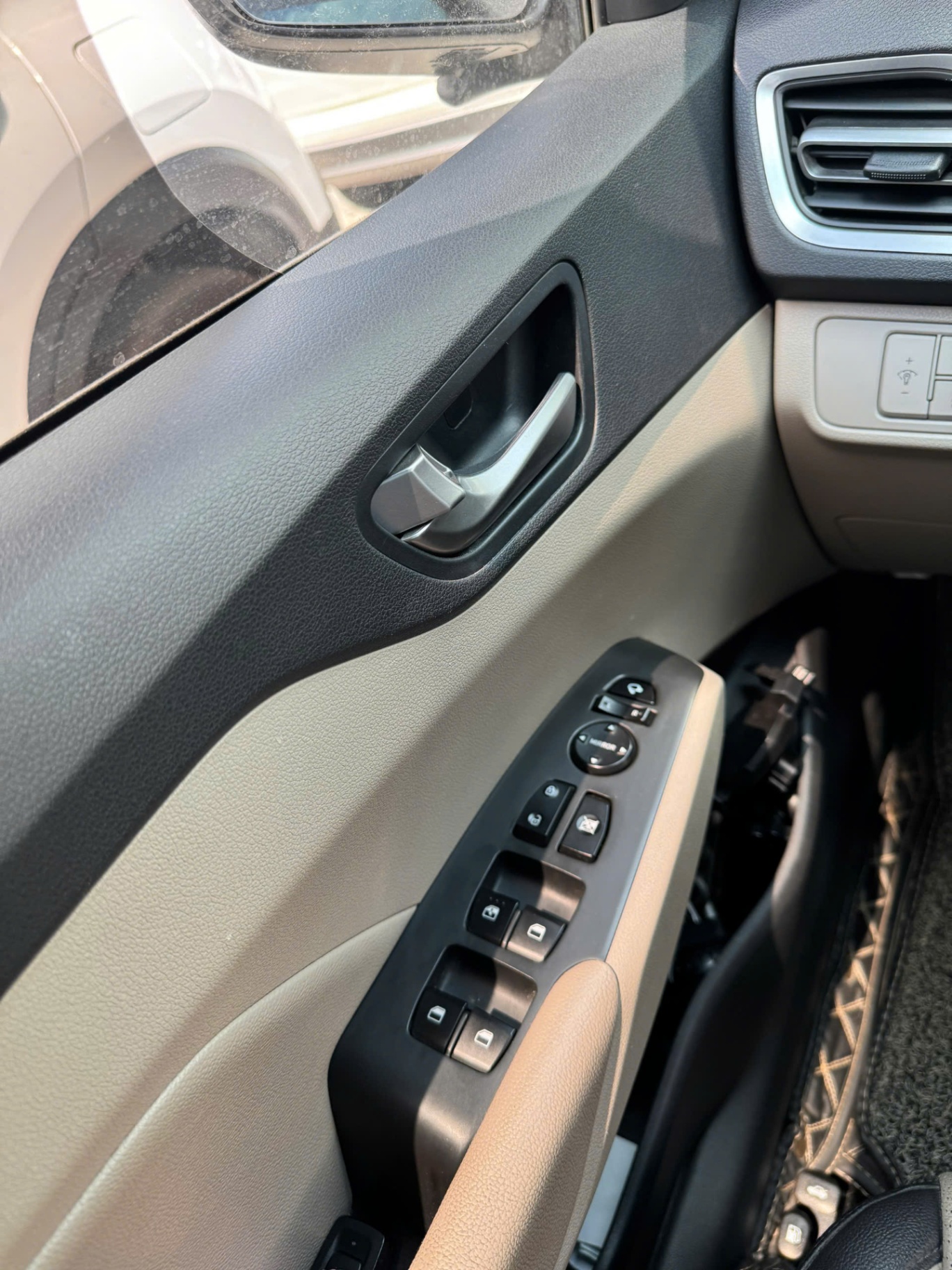 Hyundai Accent ath 2021 - Nội thất 6