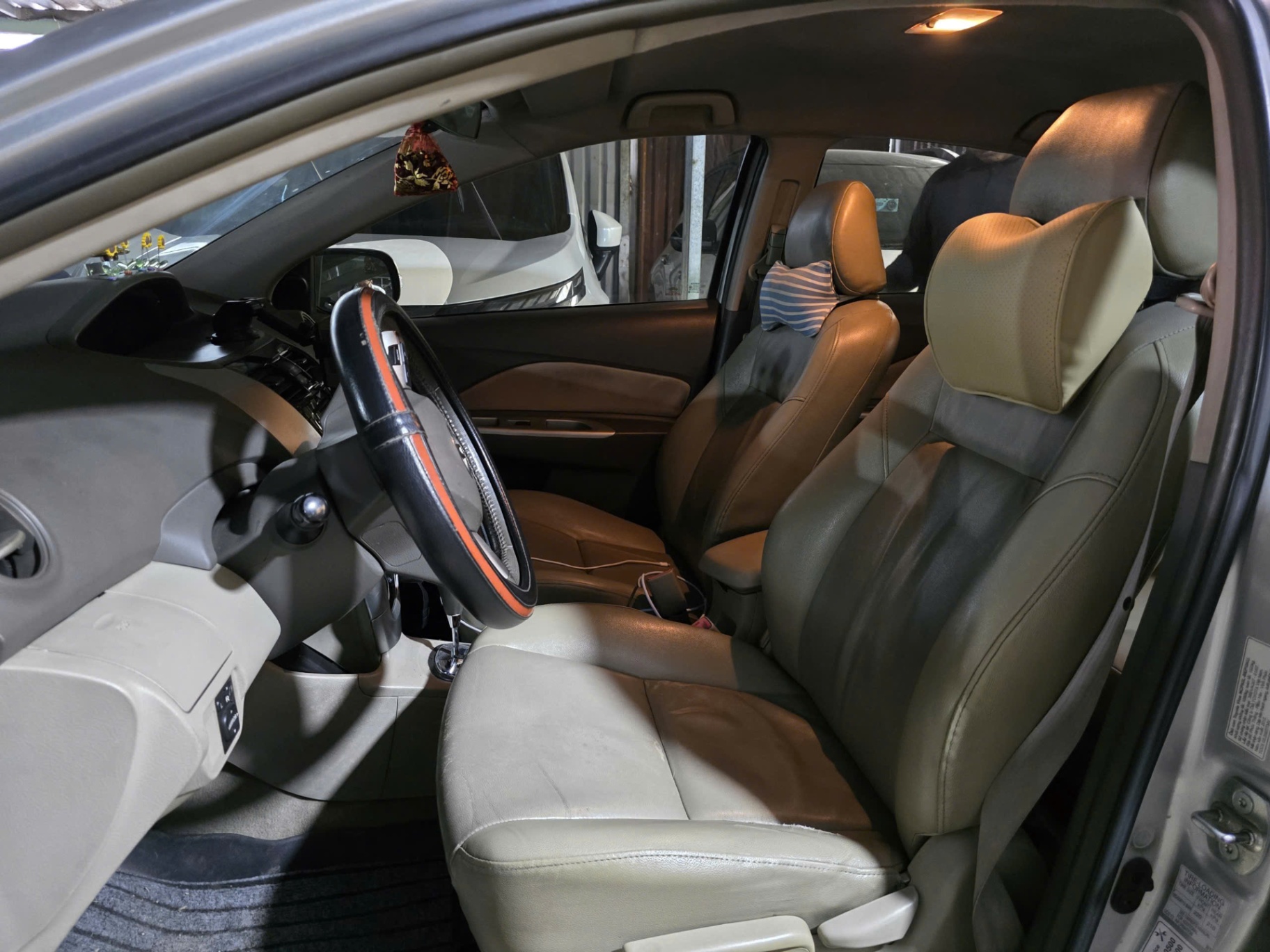 Toyota vios G1.5 2012 - Nội thất 4