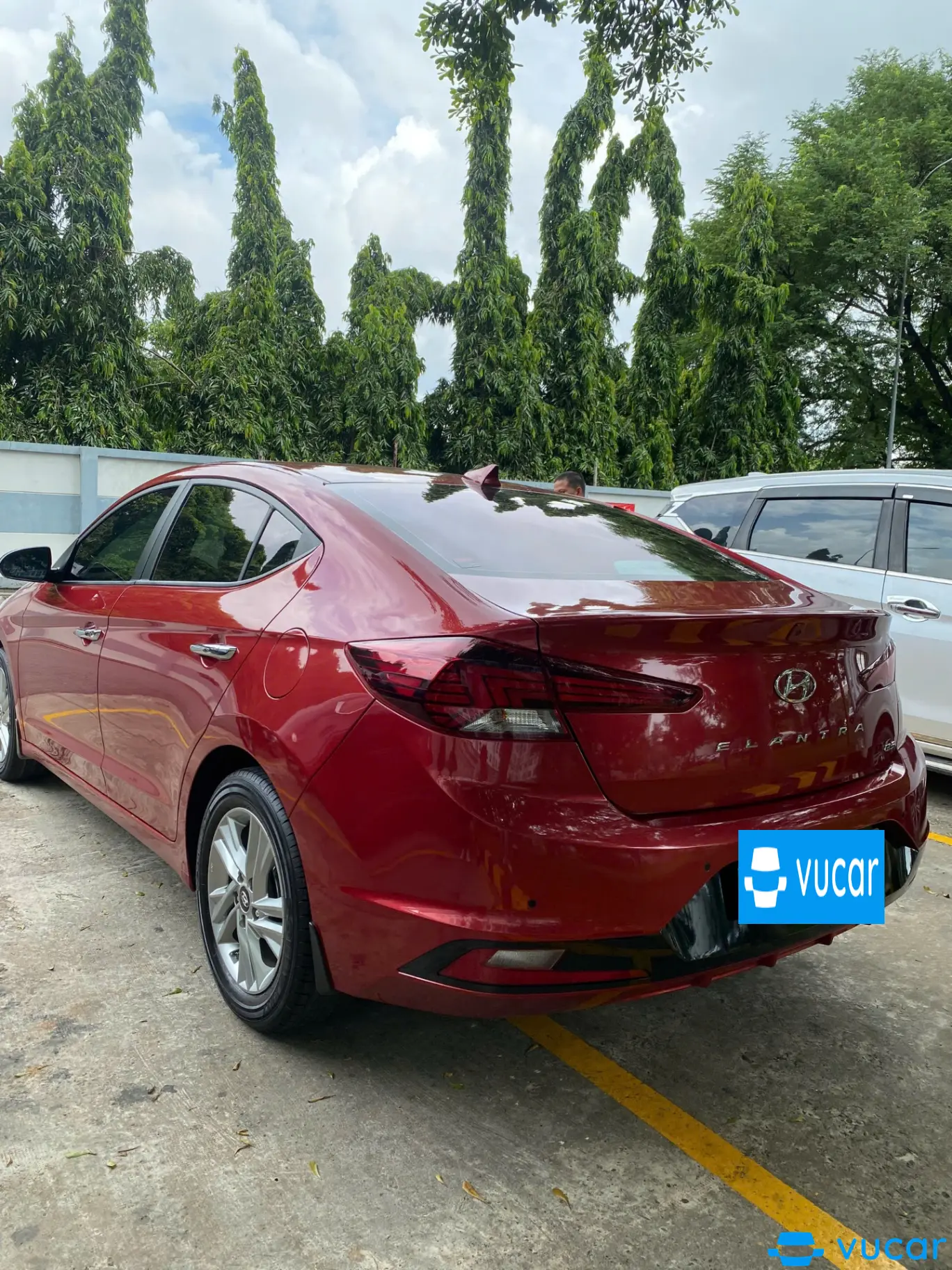Huyndai Elantra 1.6 AT 2021 - Ngoại thất 9
