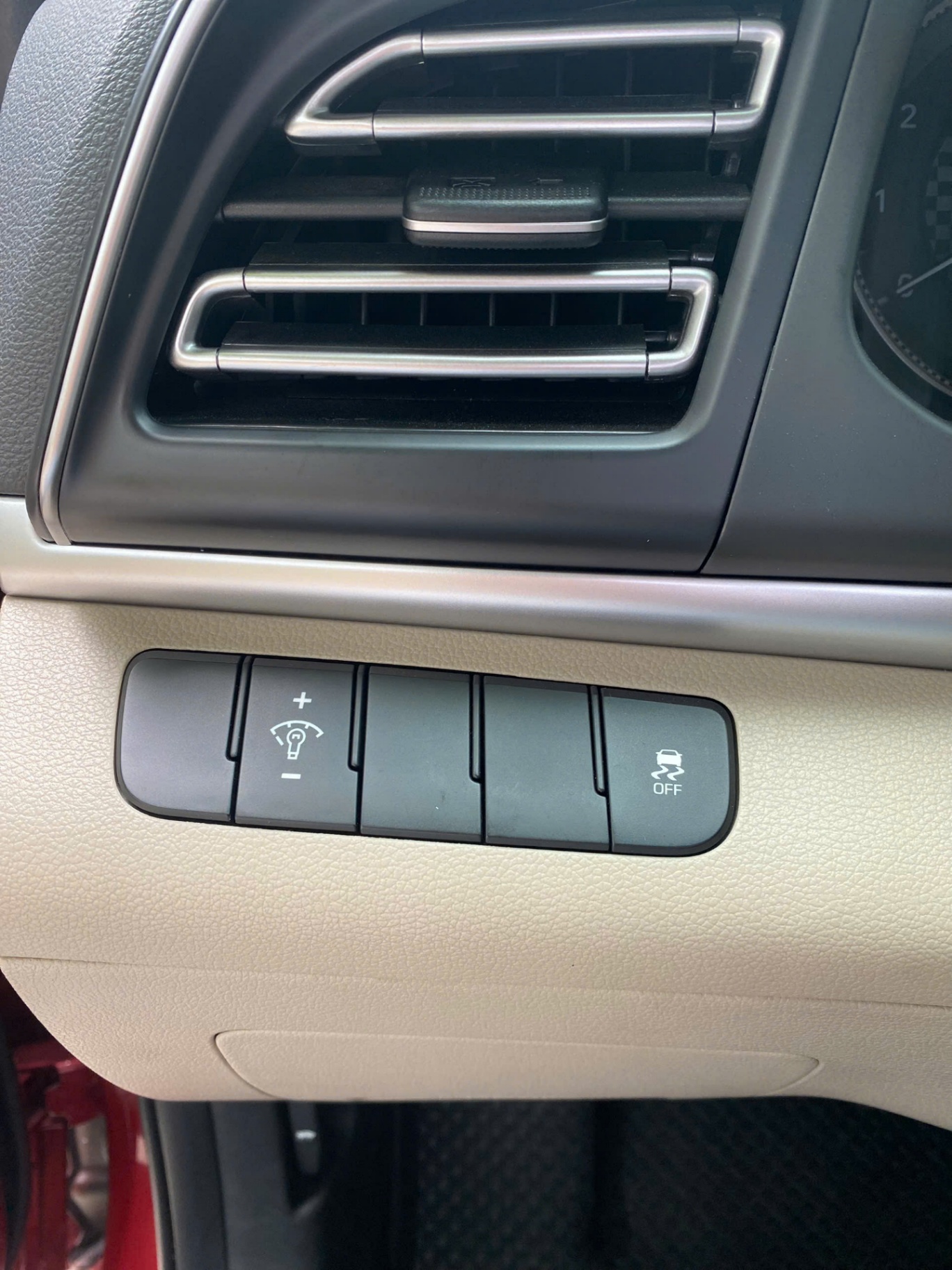 Huyndai Elantra 1.6 AT 2021 - Nội thất 8