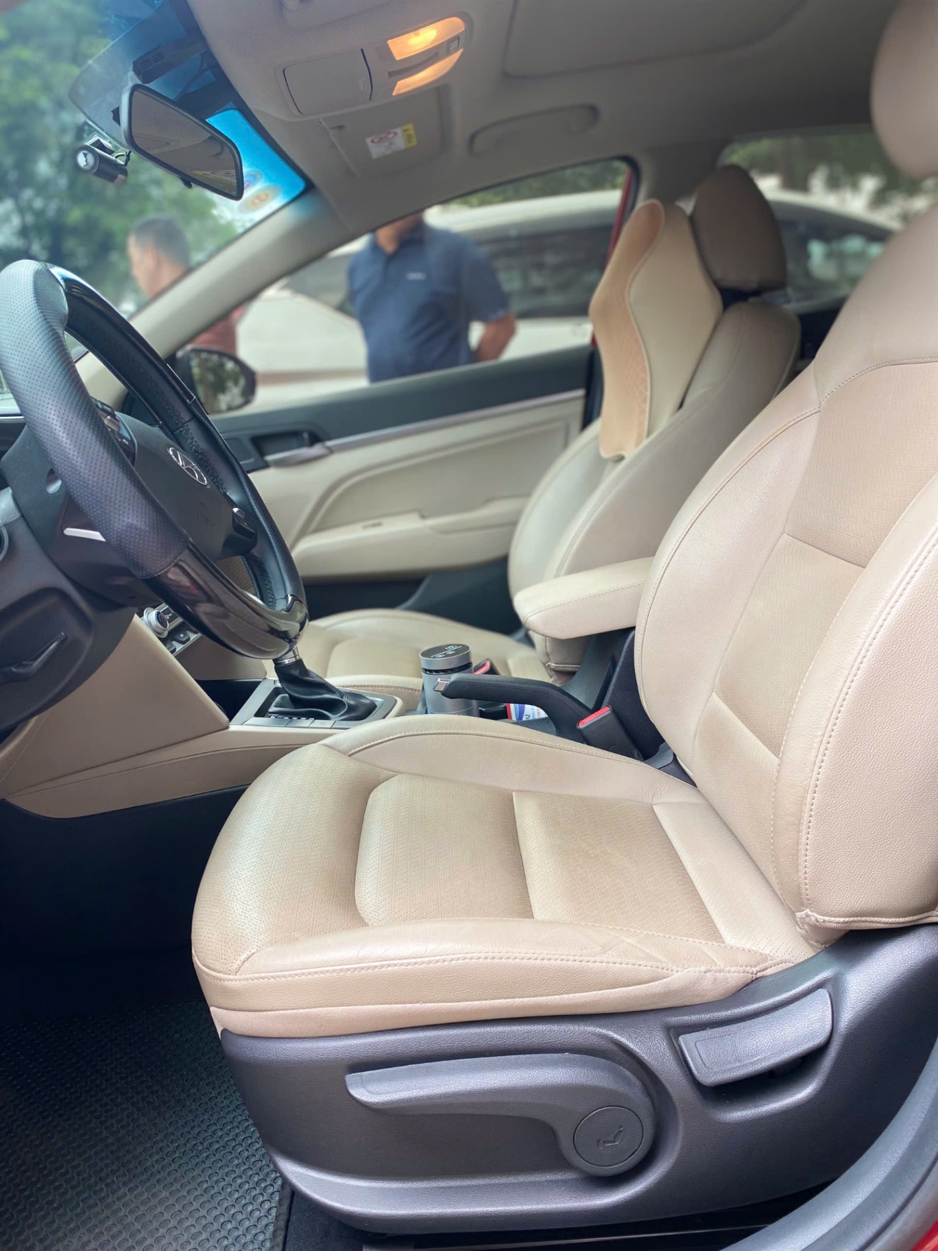 Huyndai Elantra 1.6 AT 2021 - Nội thất 5