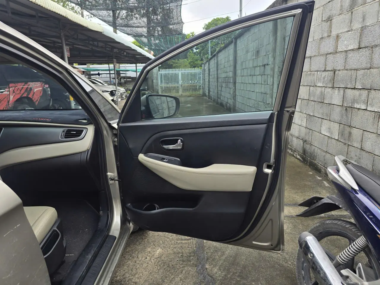 Kia Rondo - Ngoại thất 6