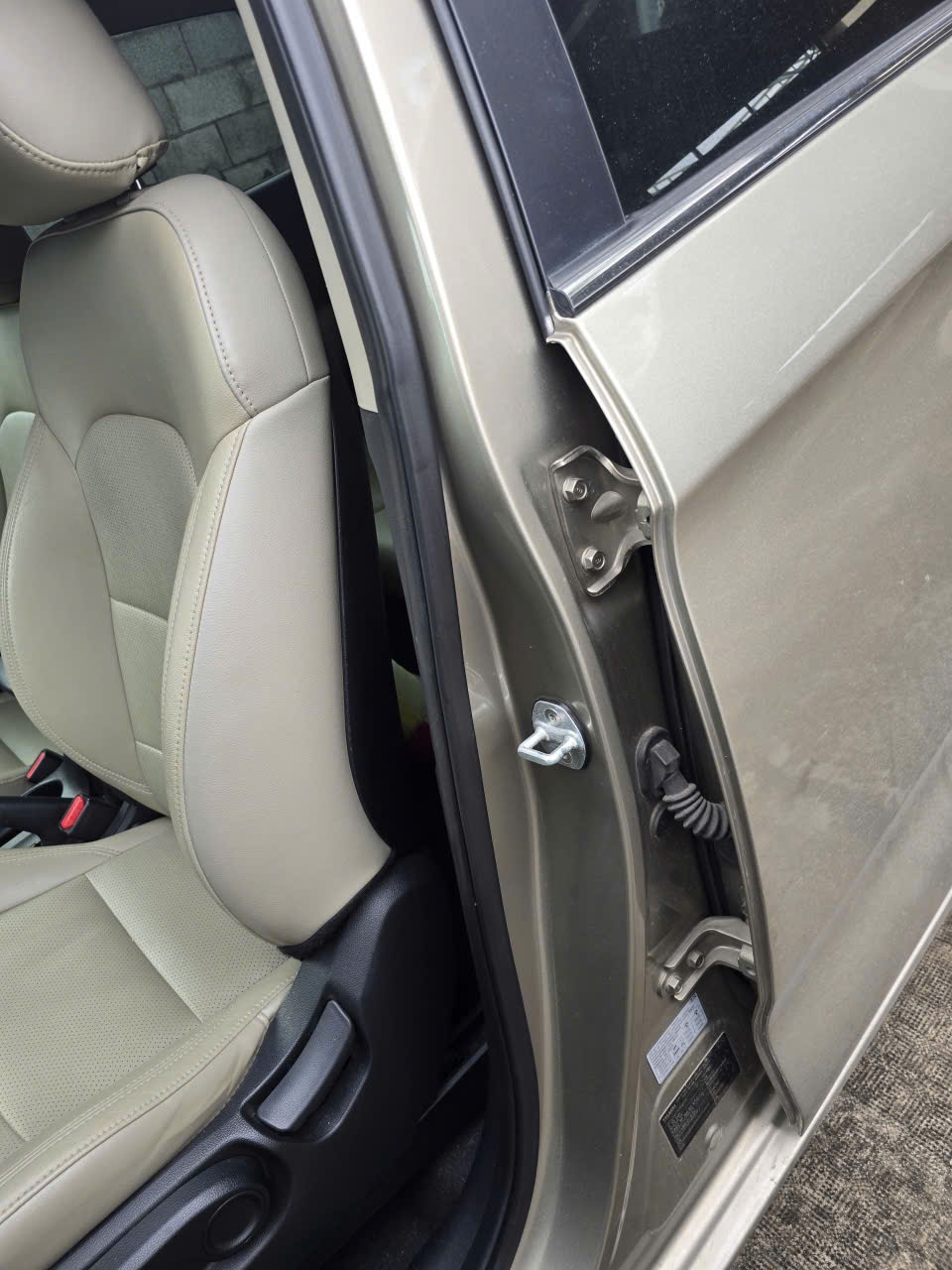 Kia Rondo - Nội thất 2