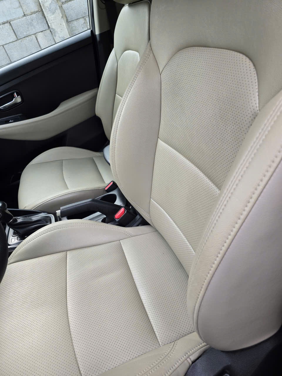 Kia Rondo - Nội thất 3