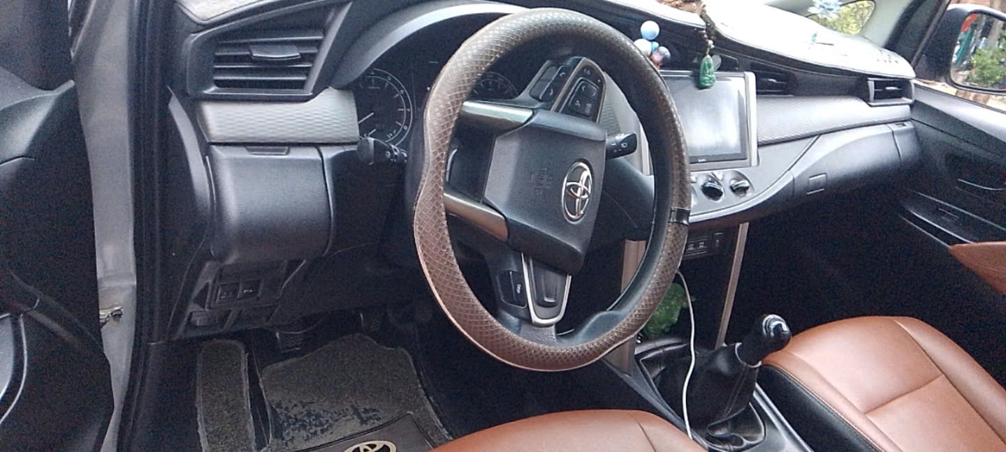 Toyota Innova 2.0e Mt 2019 - Nội thất 3