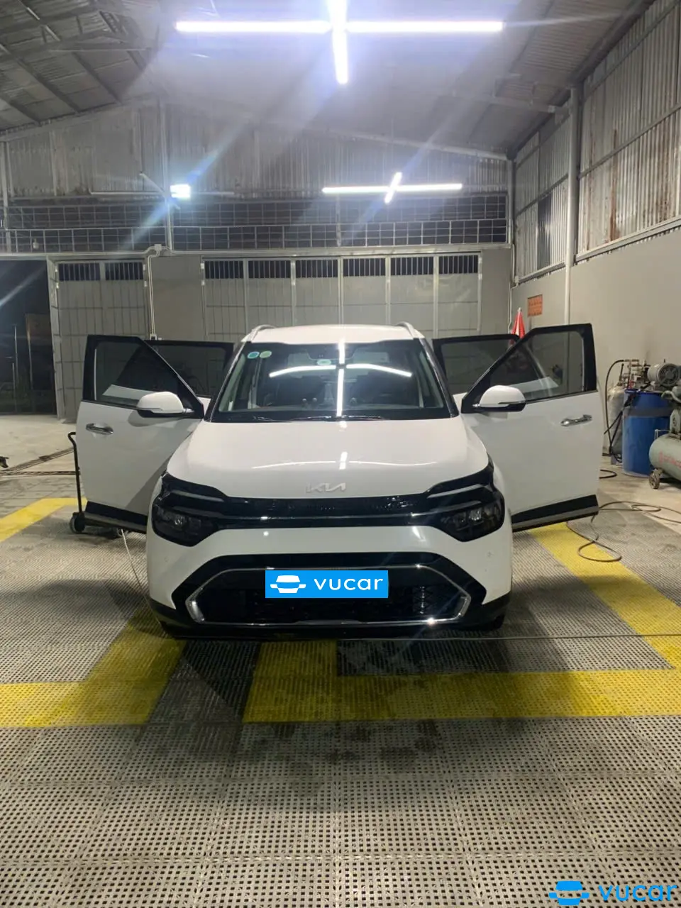 kia caren 2024