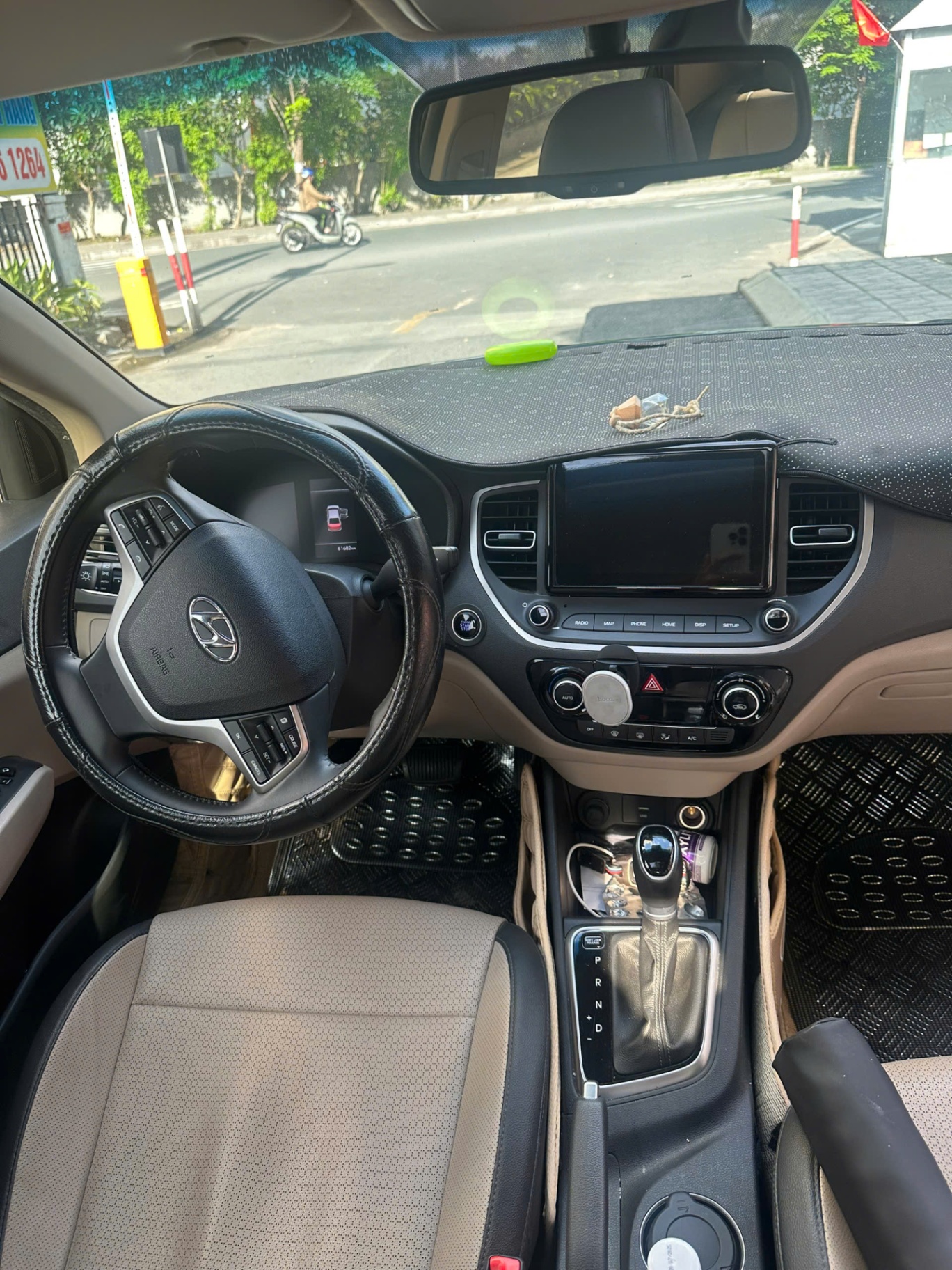 Hyundai Accent Đặc biệt 2022 - Nội thất 3