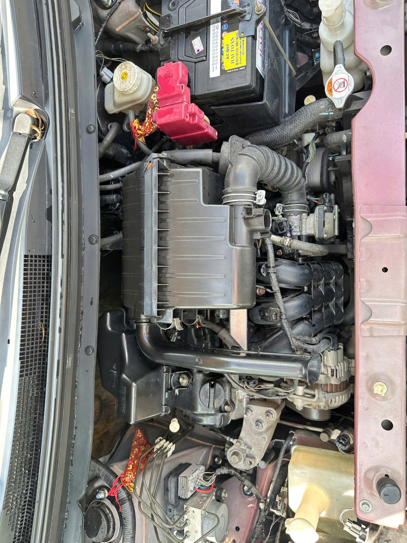 Mitsubishi mirage 1.2 AT 2017 - Khoang động cơ 1