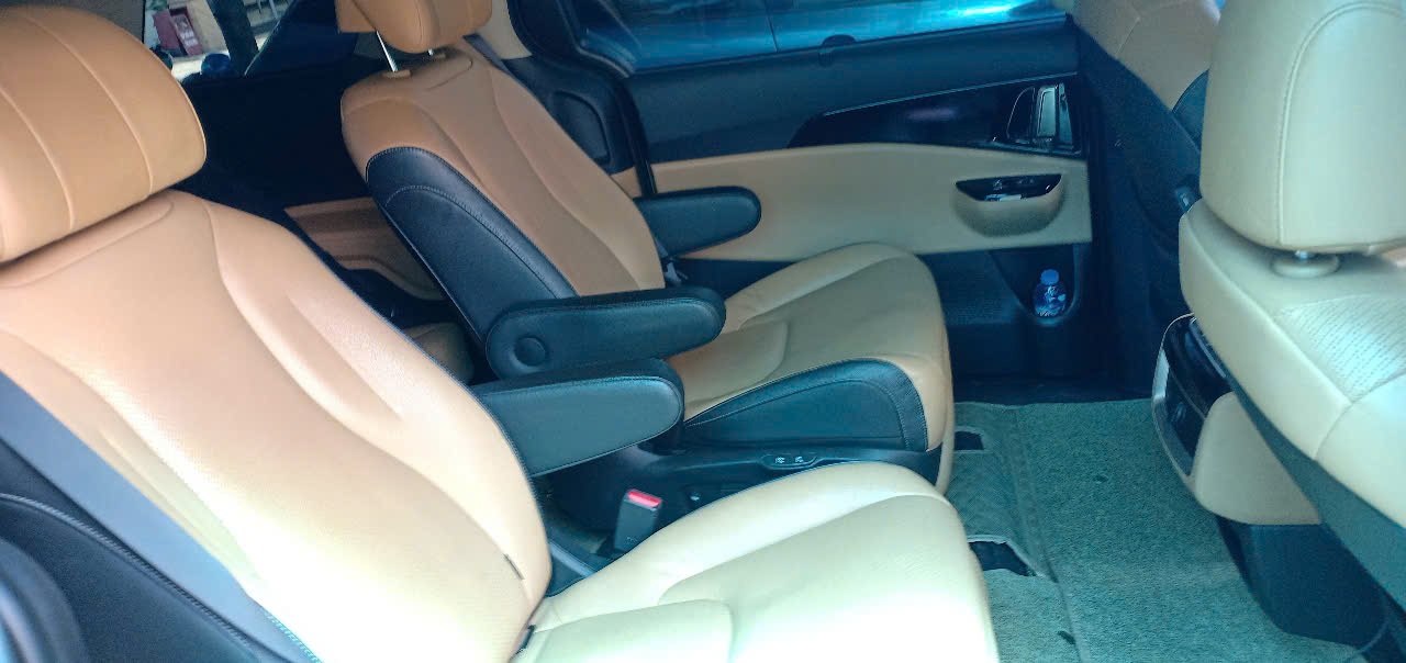 Kia Carnival 2.2 Diesel Signature 2021 - Nội thất 3