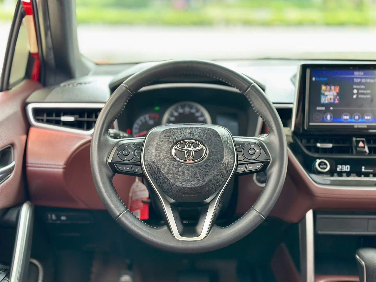 Toyota Cross 1.8 V 2022 - Nội thất 1
