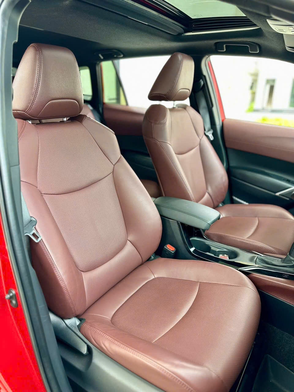 Toyota Cross 1.8 V 2022 - Nội thất 4