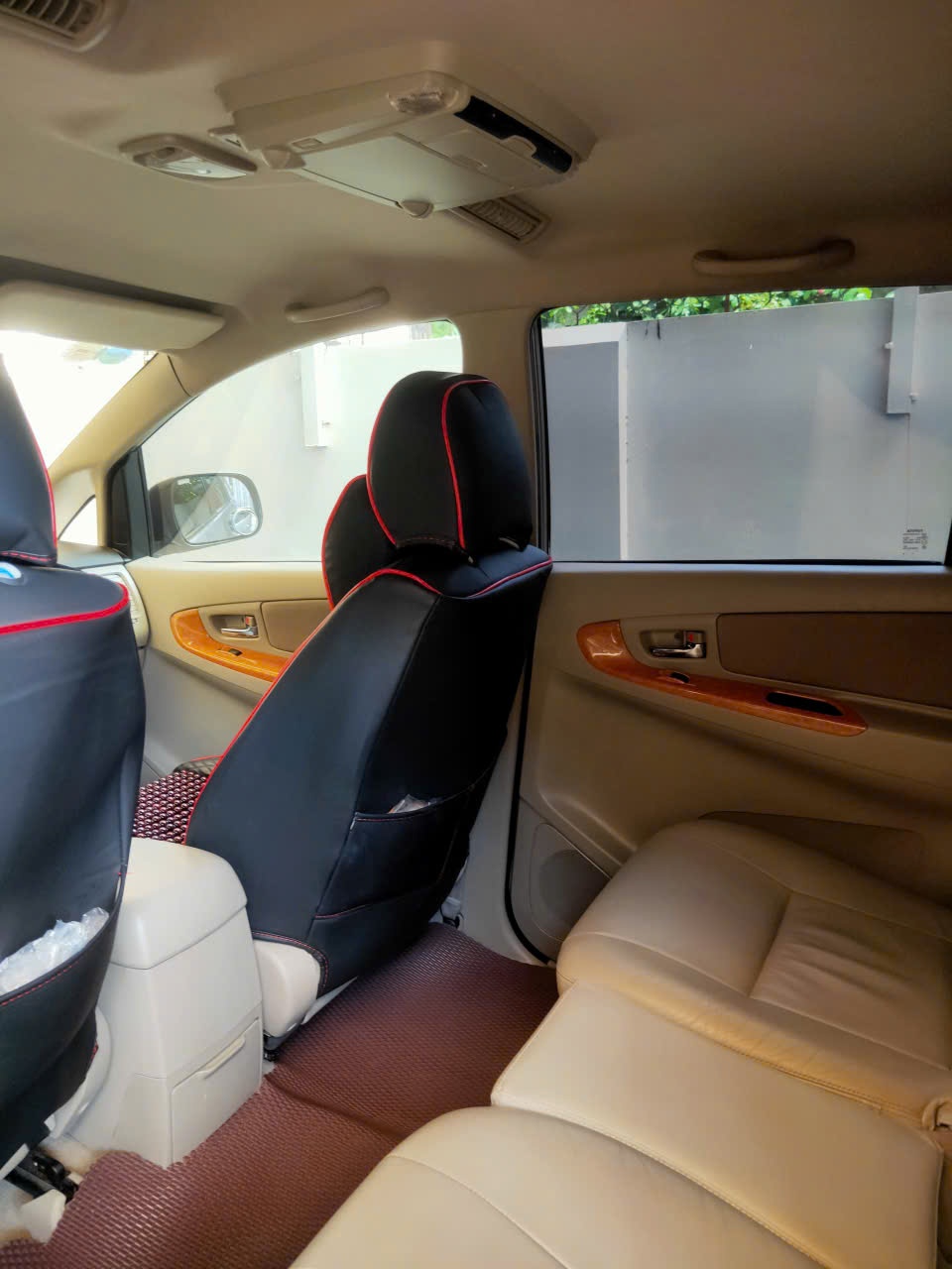 Toyota Innova G bản thương gia GSR 7 chỗ 2011 - Nội thất 2