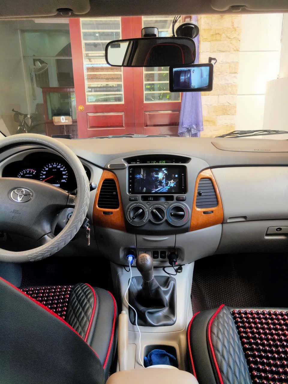 Toyota Innova G bản thương gia GSR 7 chỗ 2011 - Nội thất 8