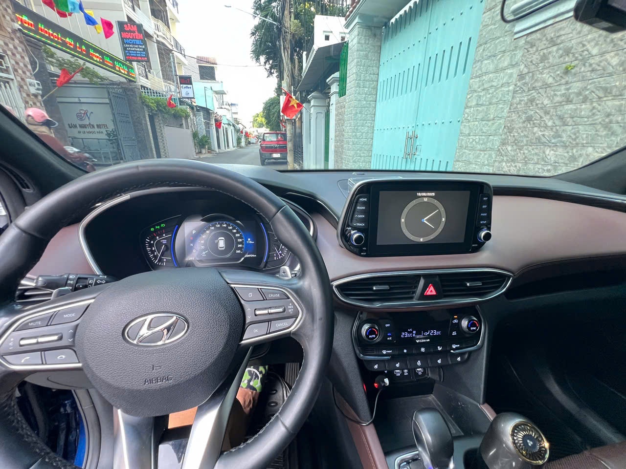 Santafe TM2 2.2 TCI 8AC Pre 2021 - Nội thất 1
