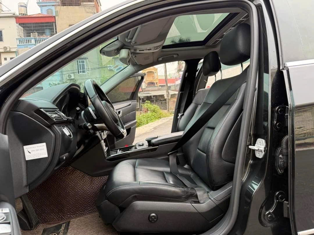 Mercedes-Benz E250 2011 - Nội thất 5