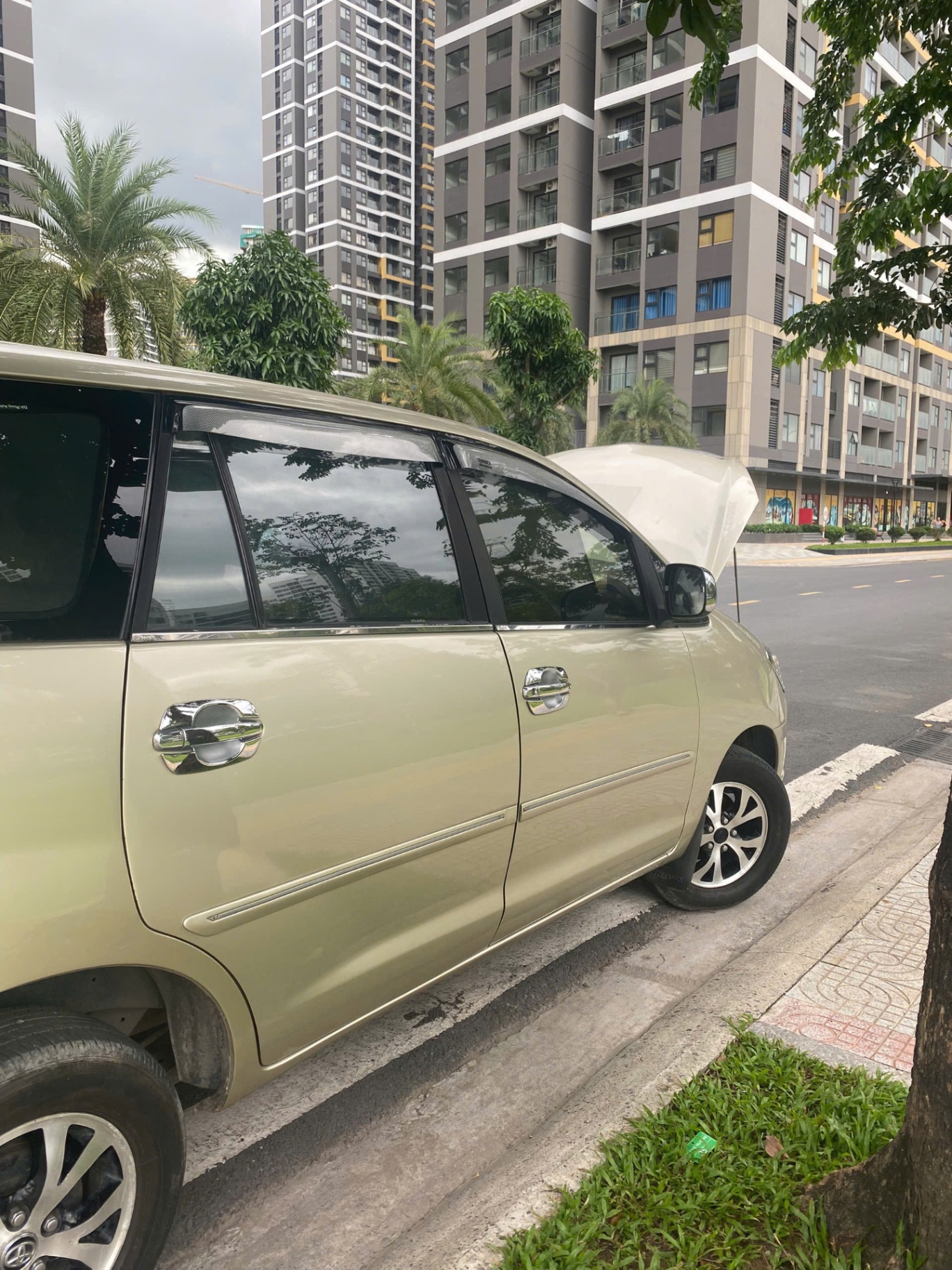 Toyota Innova 2007  - Ngoại thất 14