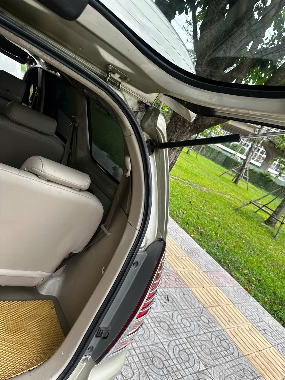 Toyota Innova 2007  - Nội thất 24