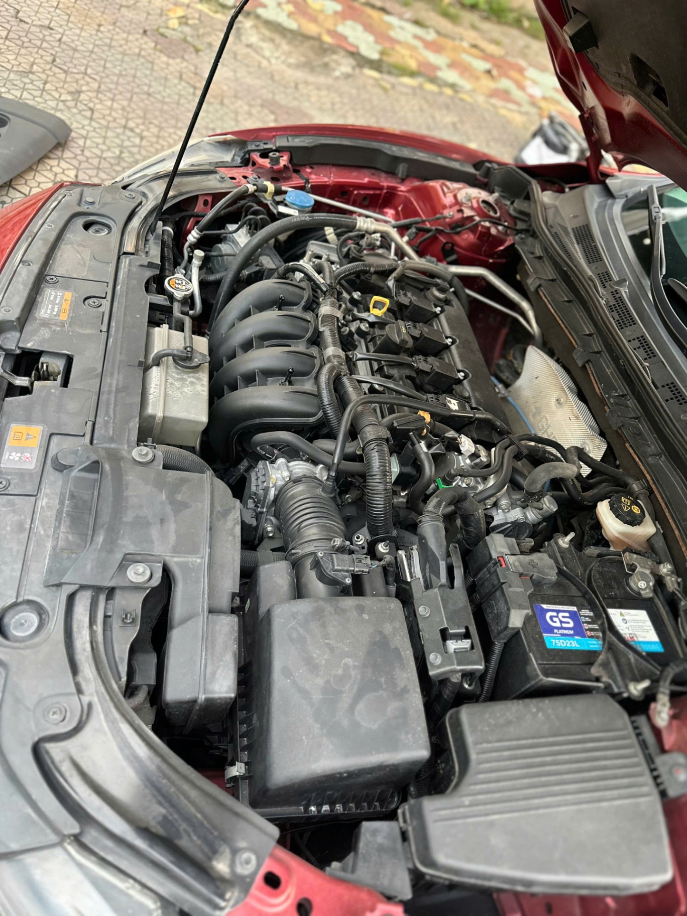 Mazda 6 - 2.0 sx 2015 - Khoang động cơ 1