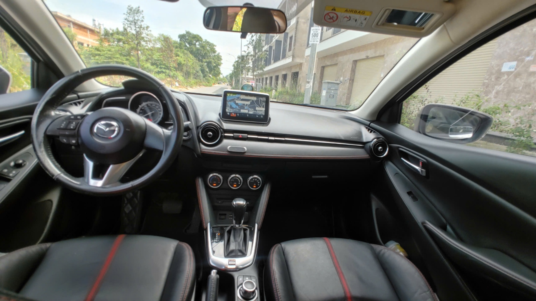 mazda 2 Sport luxury 2018  - Nội thất 1