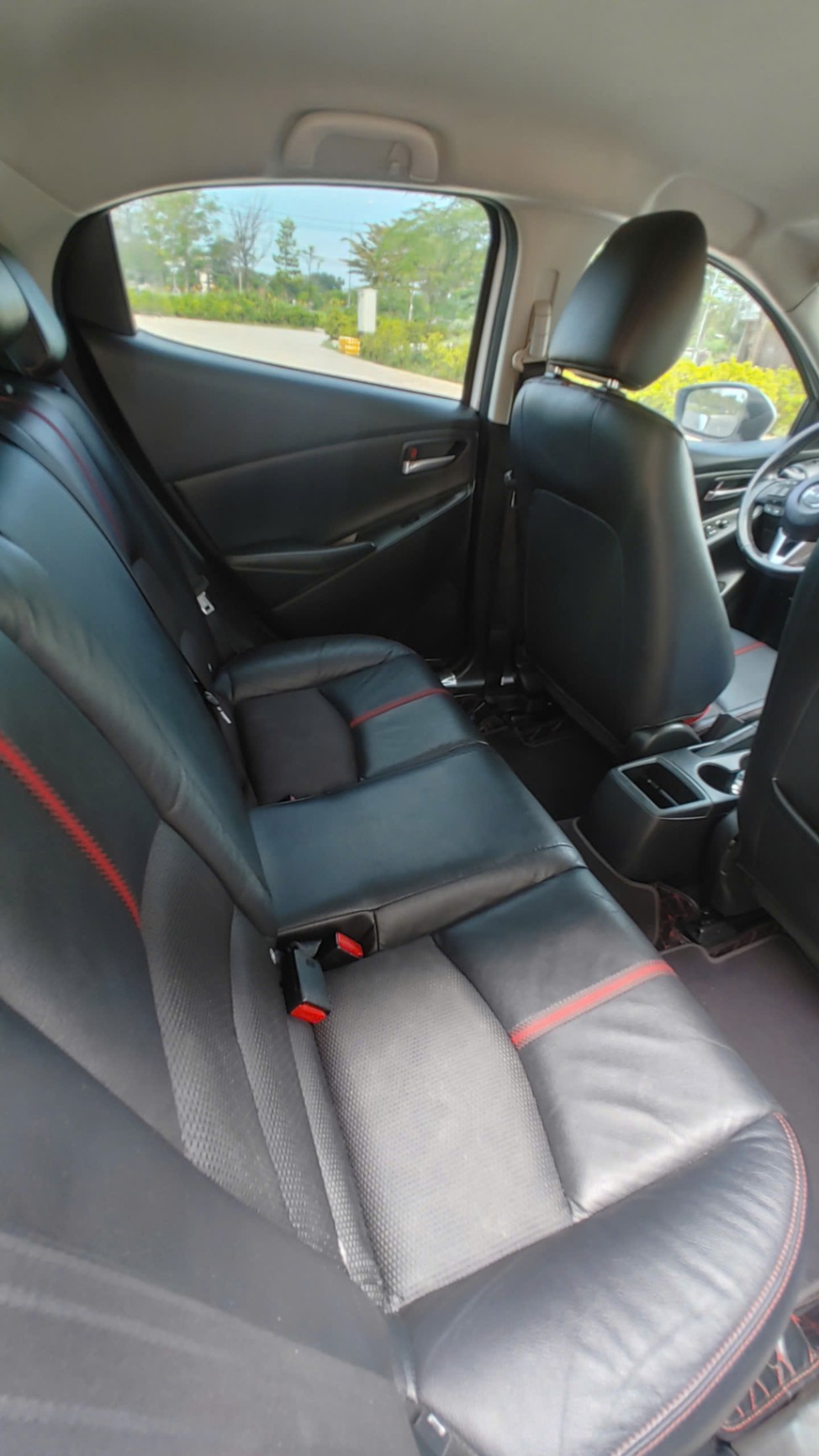mazda 2 Sport luxury 2018  - Nội thất 3