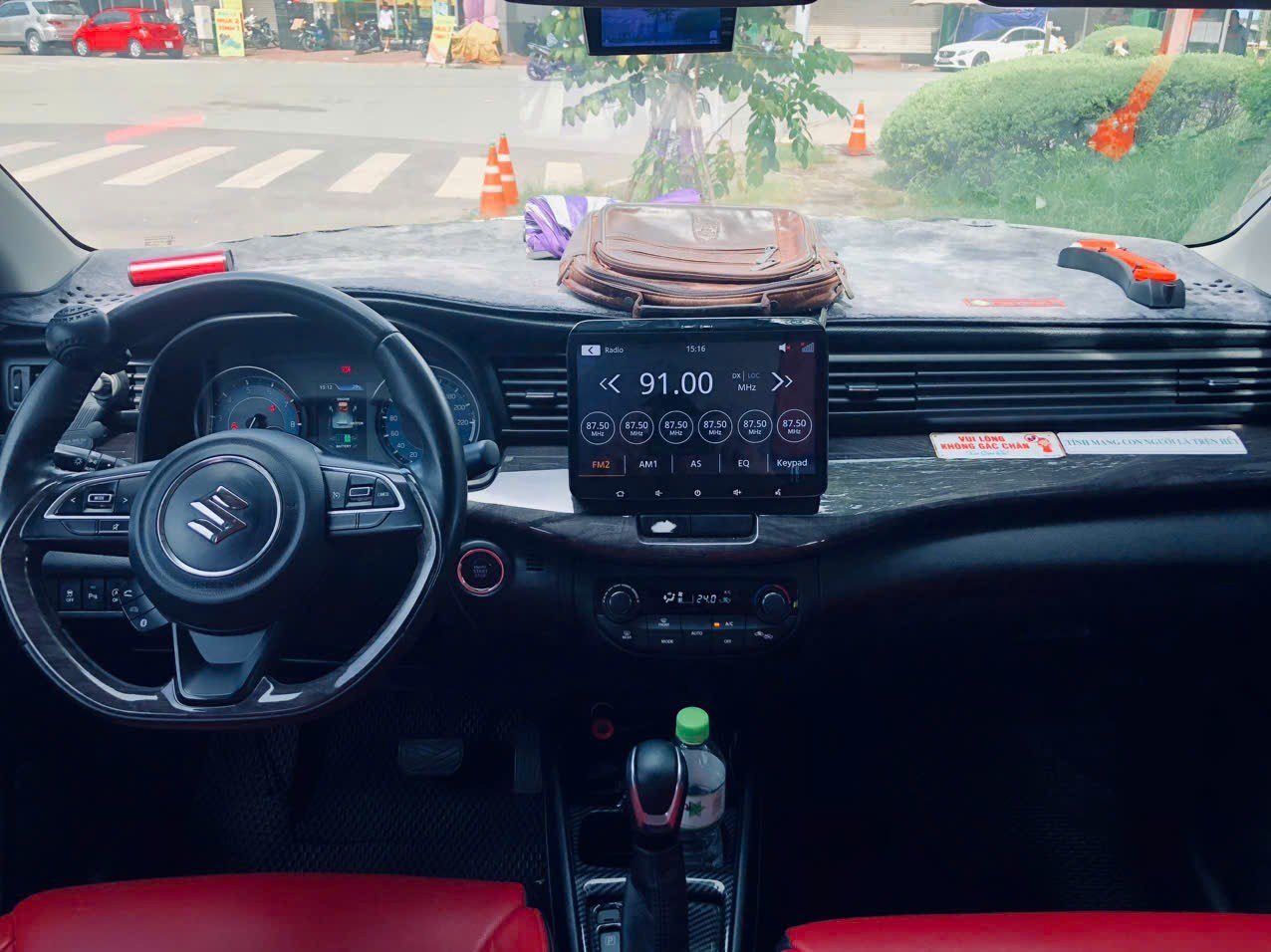 Suzuki ertiga 2022 - Nội thất 2