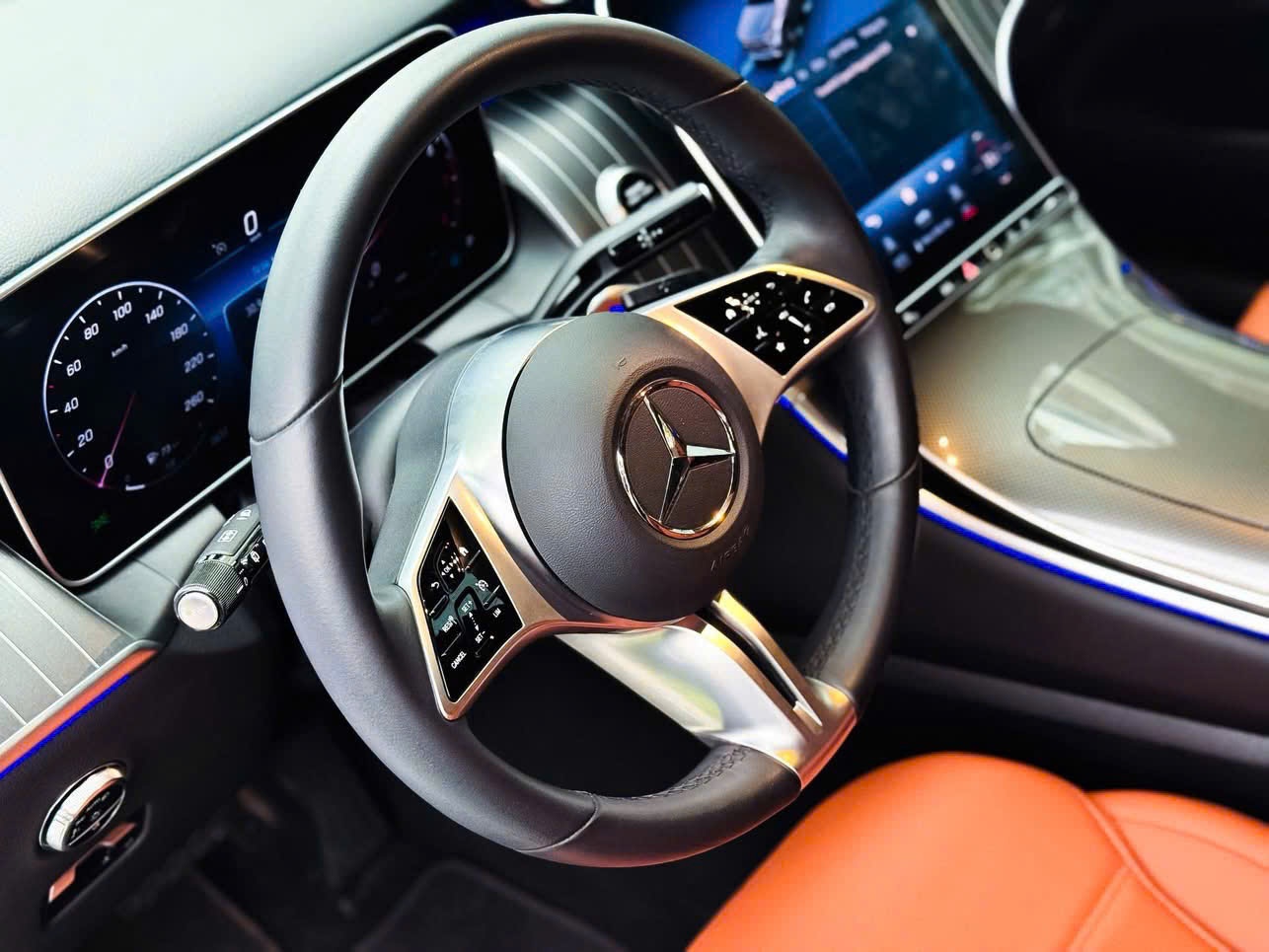 Mercedes GLC200 4Matic ALL New 2025 - Nội thất 1
