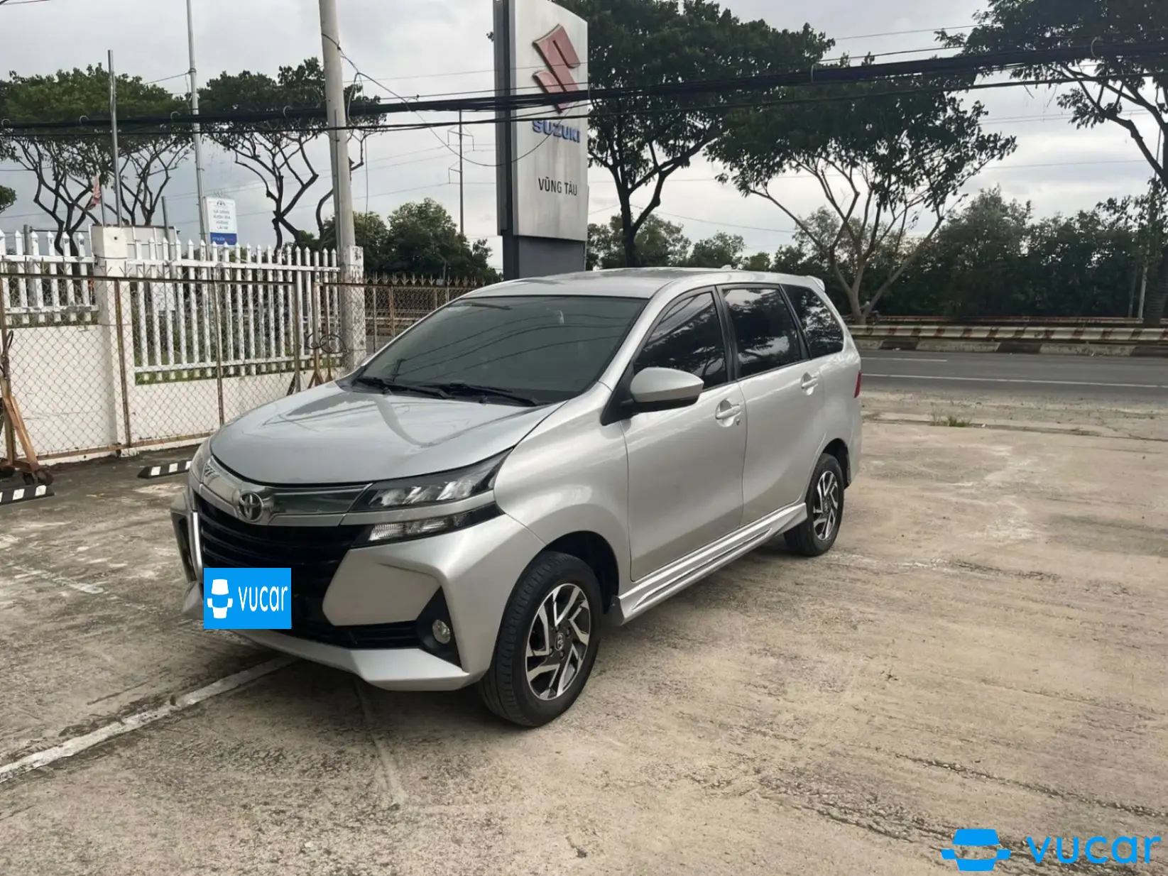 Toyota Avanza - Ngoại thất 4