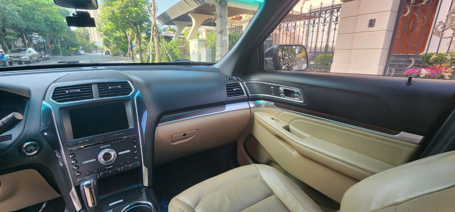 Ford Explorer Limited 2.3L EcoBoost 2016 - Nội thất 5