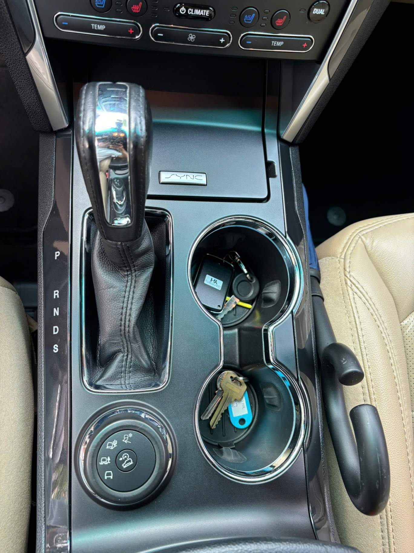 Ford Explorer Limited 2.3L EcoBoost 2016 - Nội thất 12