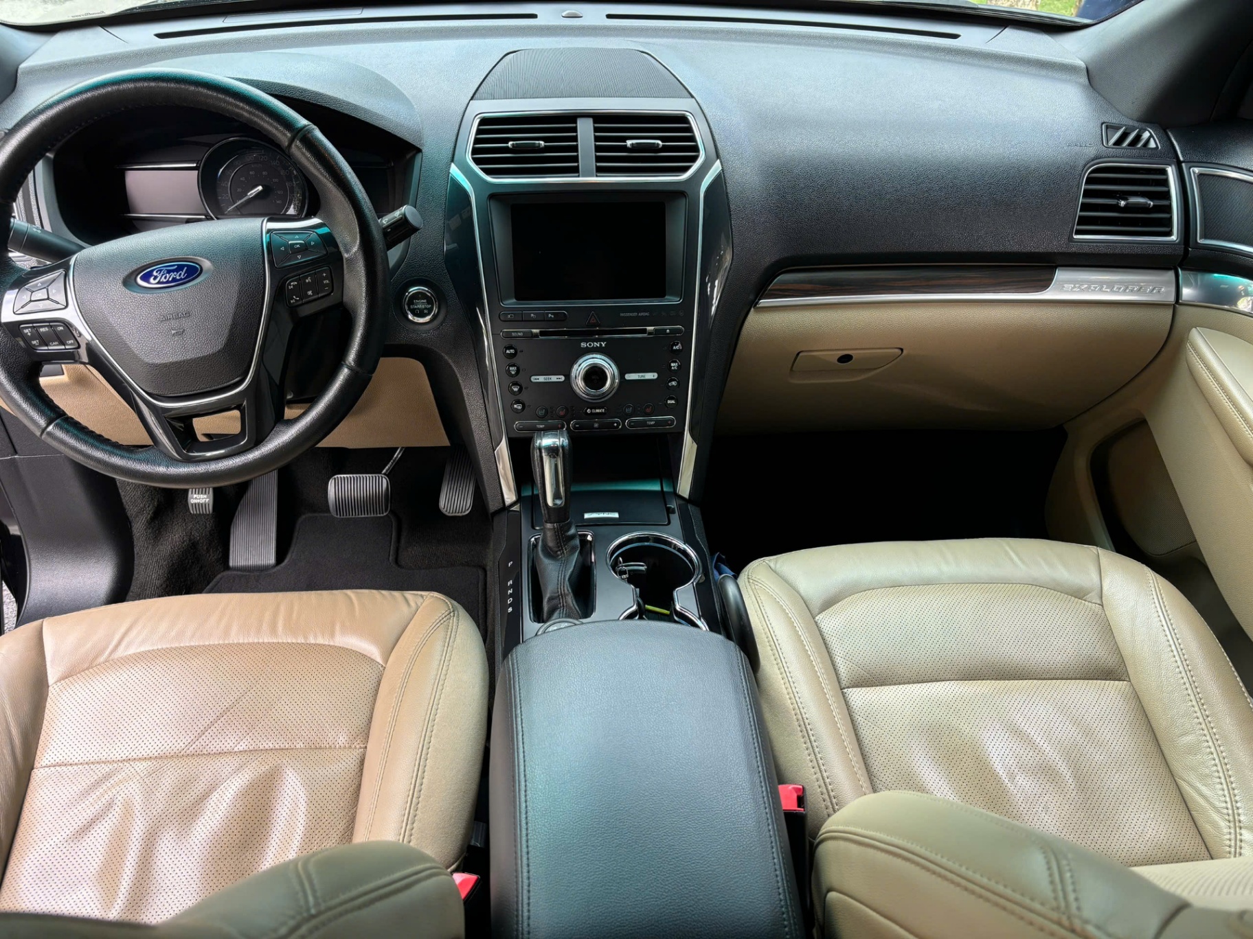Ford Explorer Limited 2.3L EcoBoost 2016 - Nội thất 9