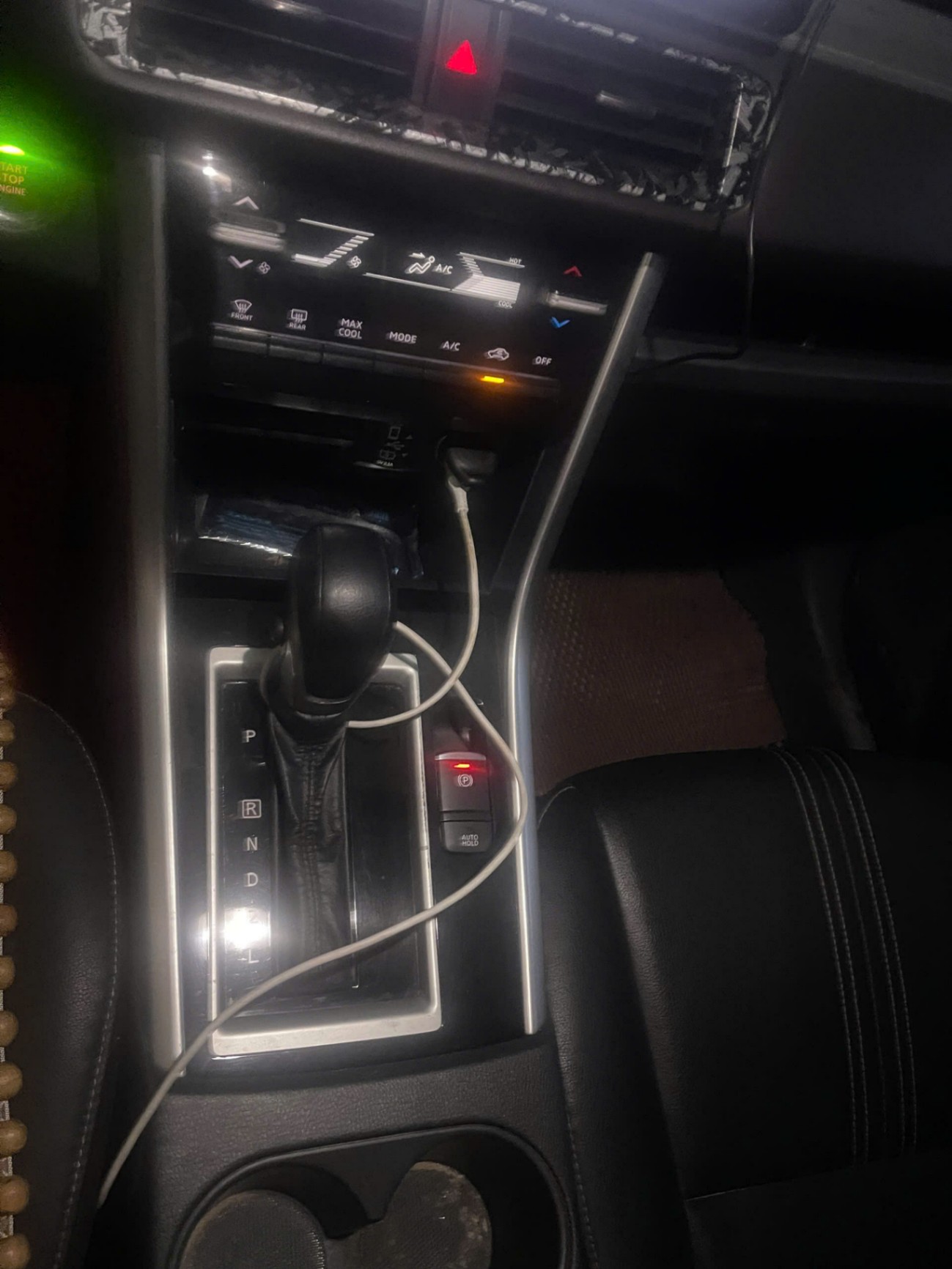 Mitsubishi Xpander 1.5 AT Premium 2020 - Nội thất 3