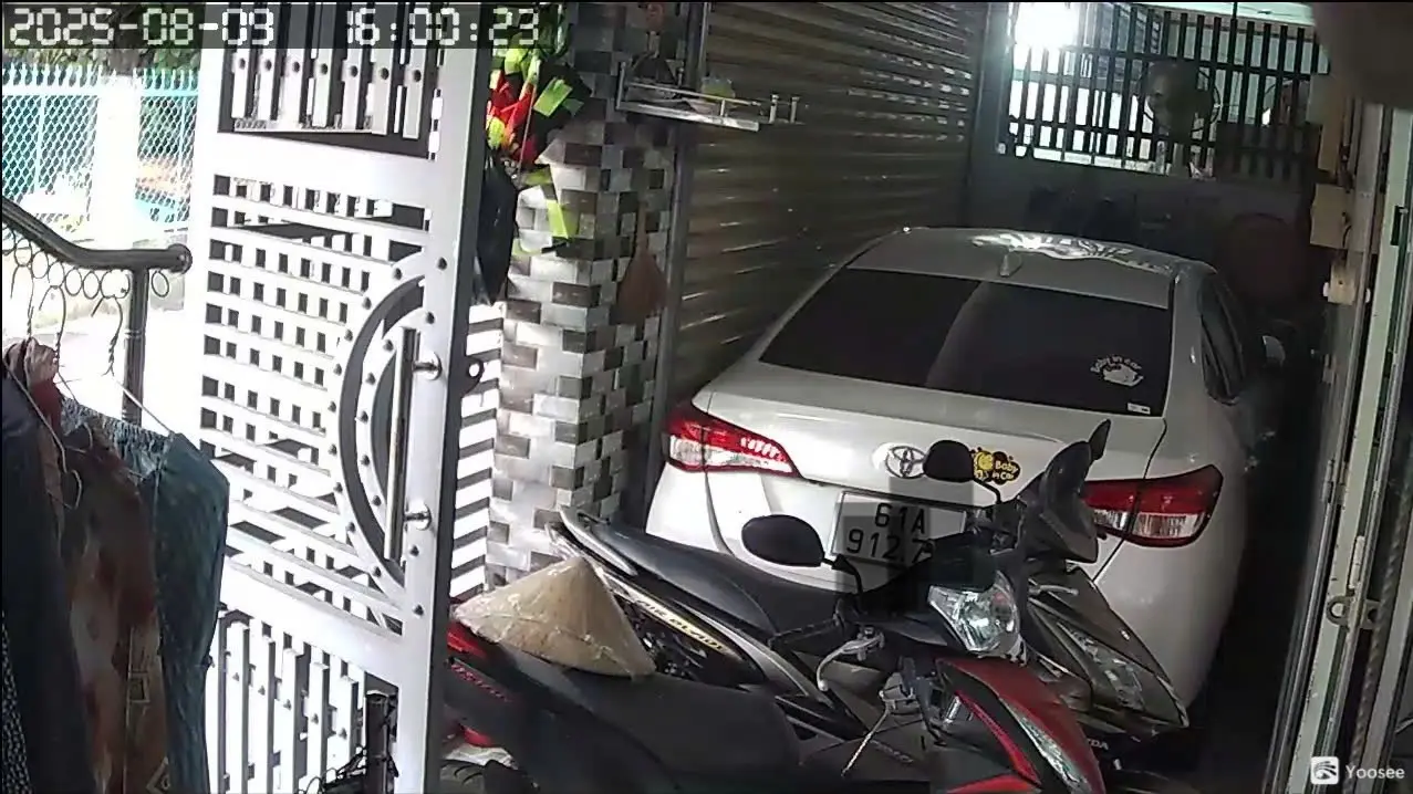 Toyota Vios E CVT 2021