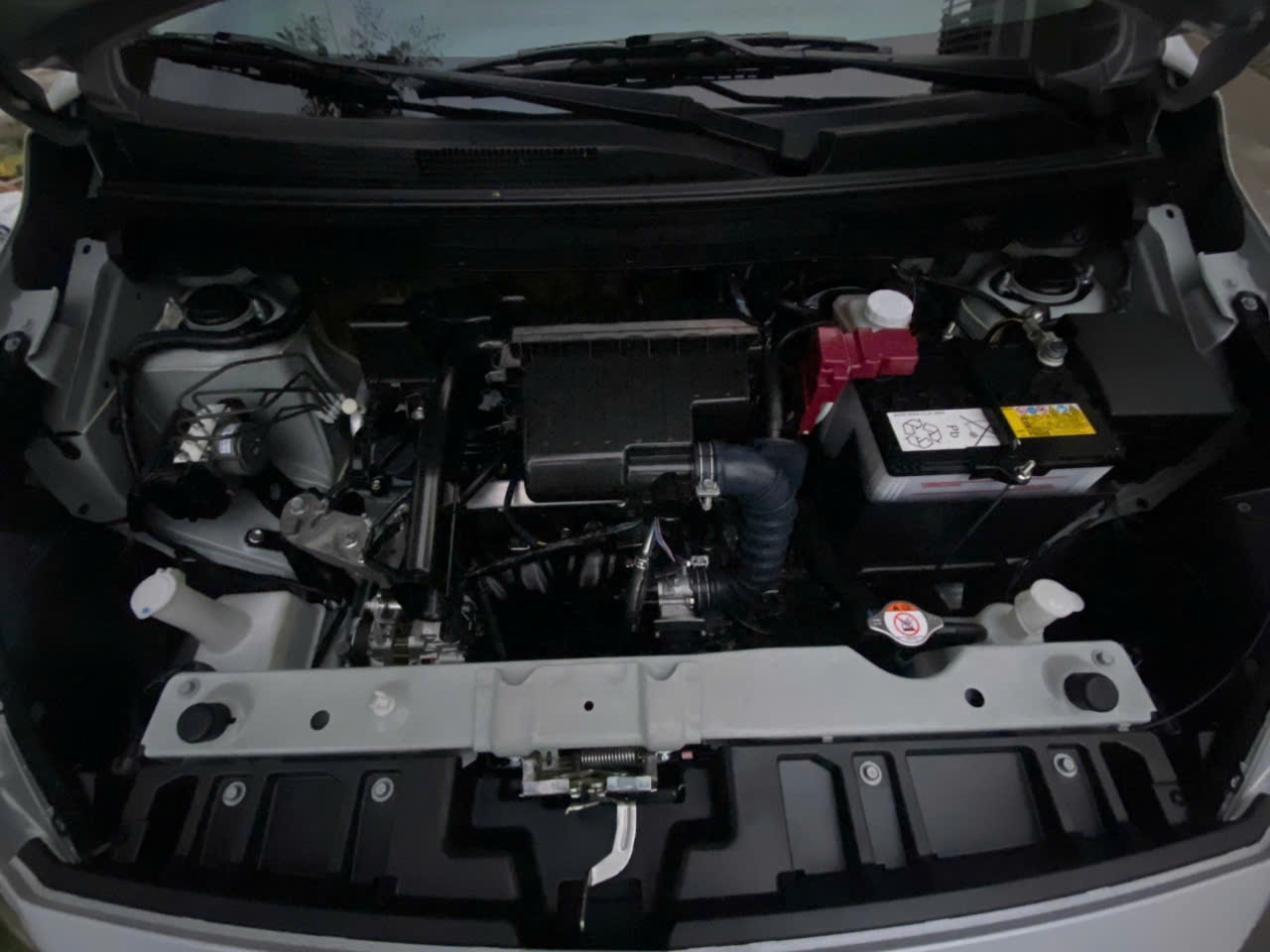 Mitsubishi Attrage 2024 - Khoang động cơ 1