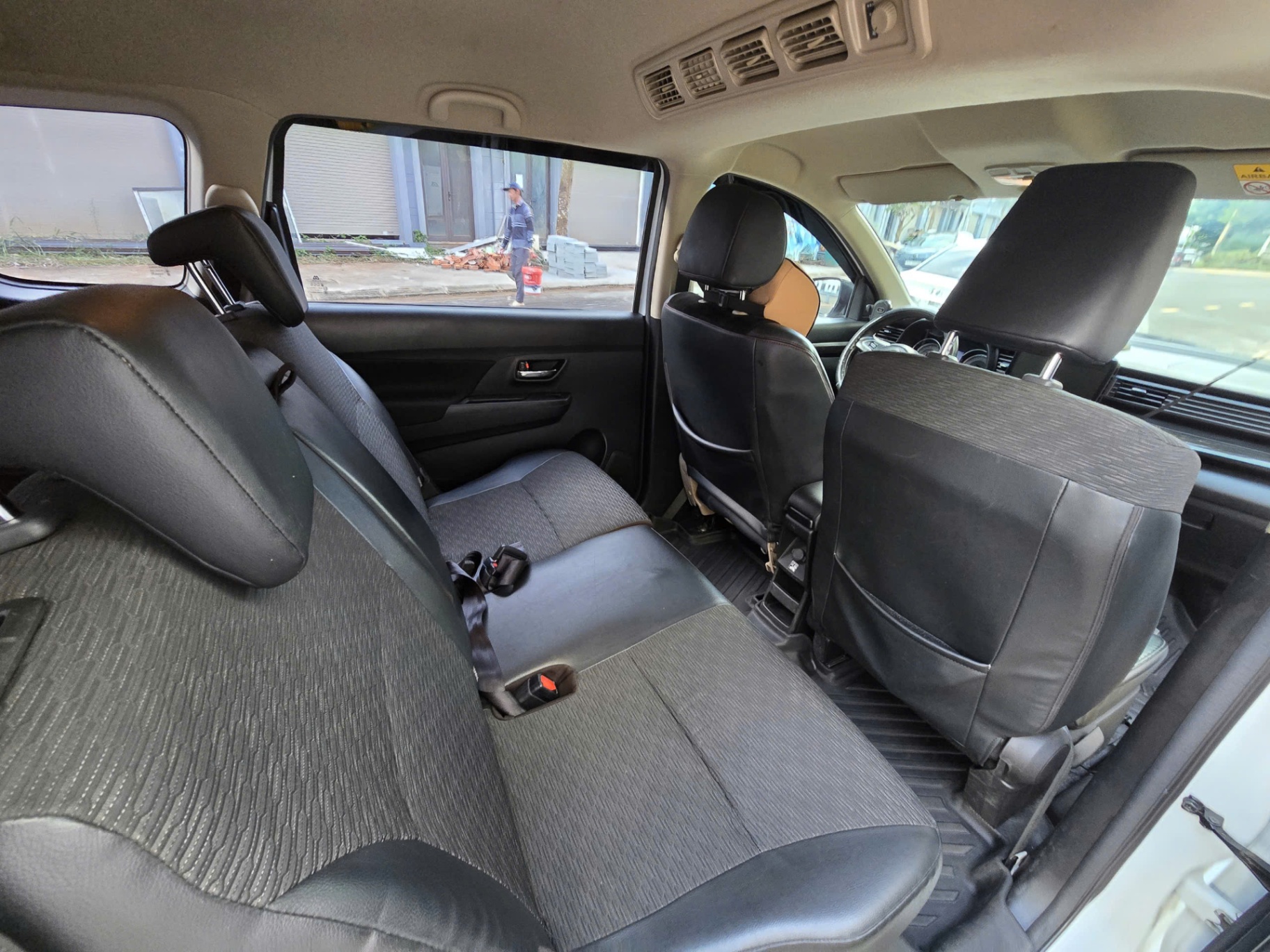 Suzuki XL7 tháng 12 2023 - Nội thất 2