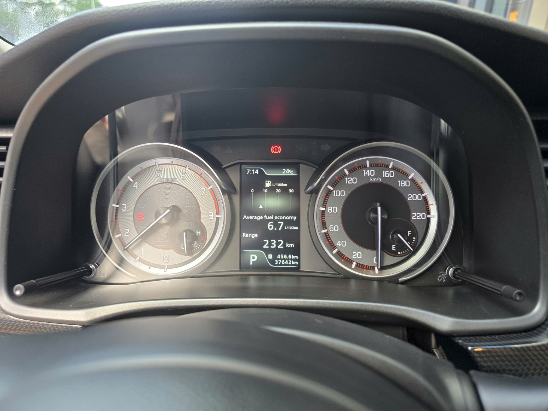 Suzuki XL7 tháng 12 2023 - Nội thất 8