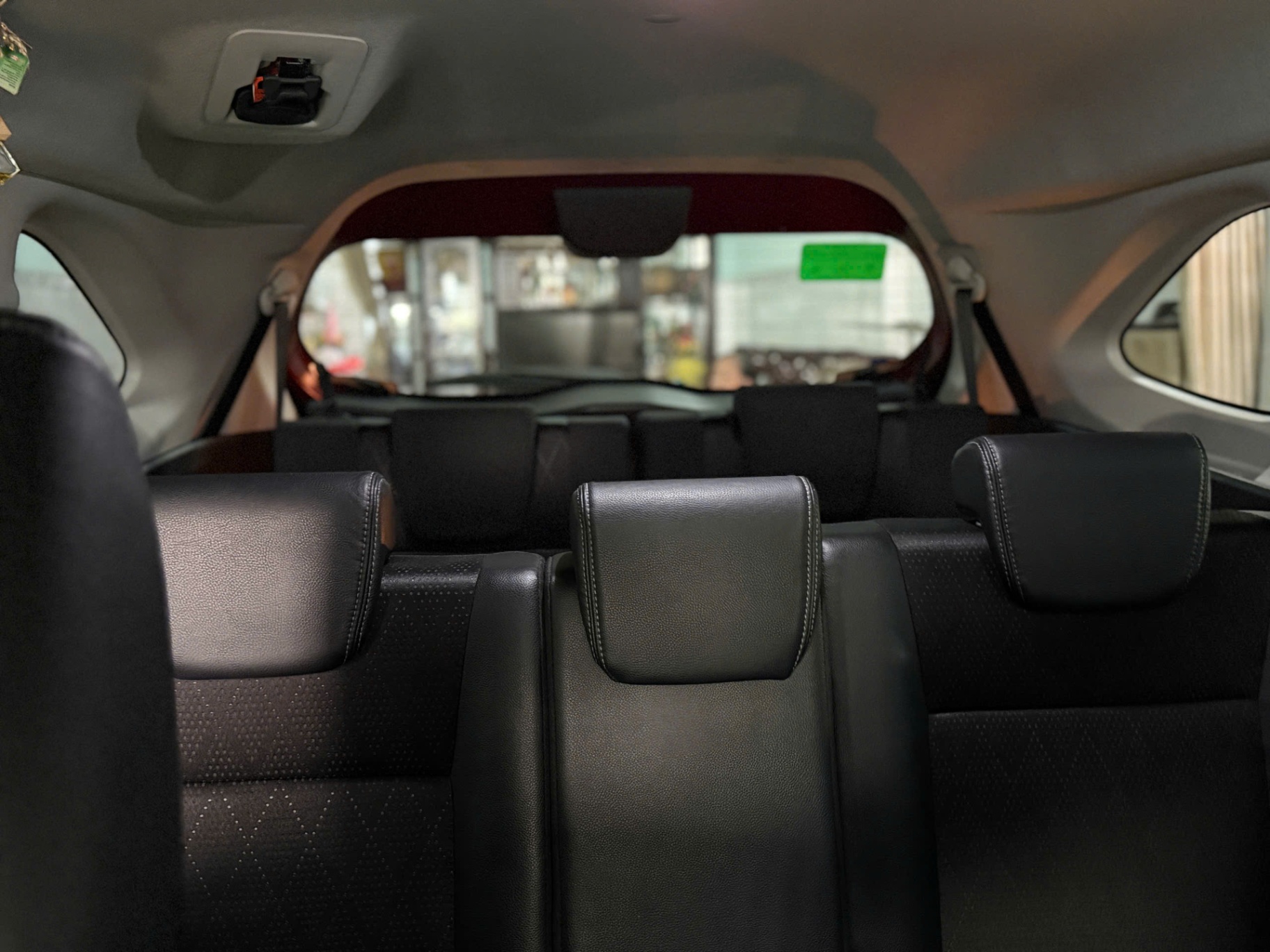 Toyota Veloz Cross Top 1.5 CVT 2024 - Nội thất 6