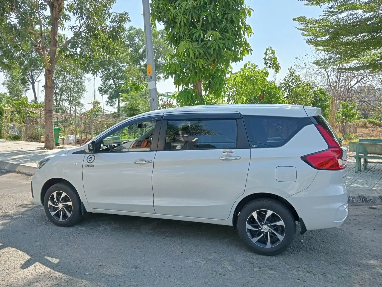 Suzuki Ertiga STD 2023 - Ngoại thất 2