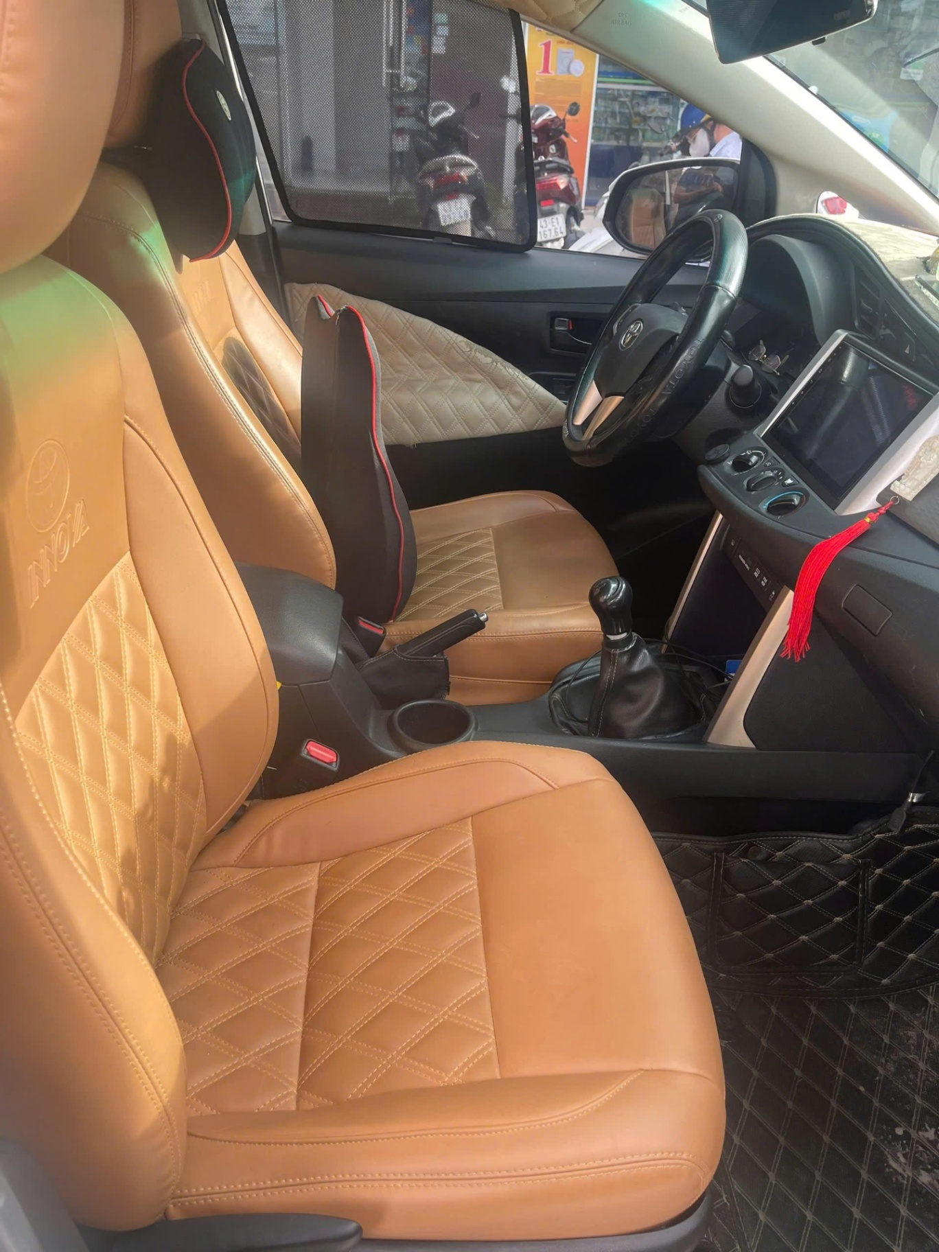 Toyota Innova 2019 - Nội thất 1