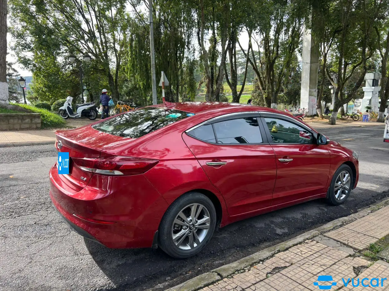 Hyundai Elantra 1.6 2018 - Ngoại thất 2