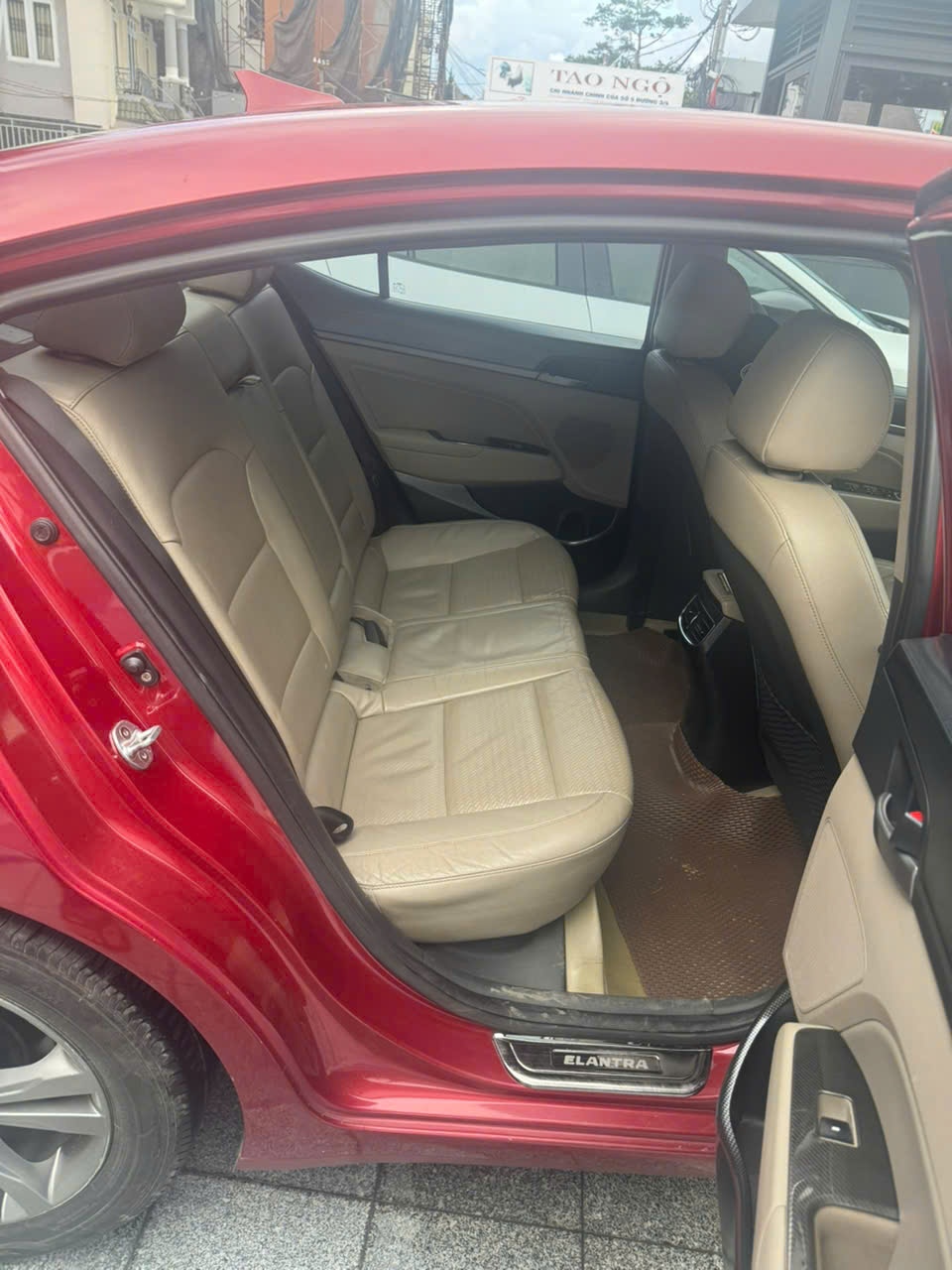 Hyundai Elantra 1.6 2018 - Nội thất 3