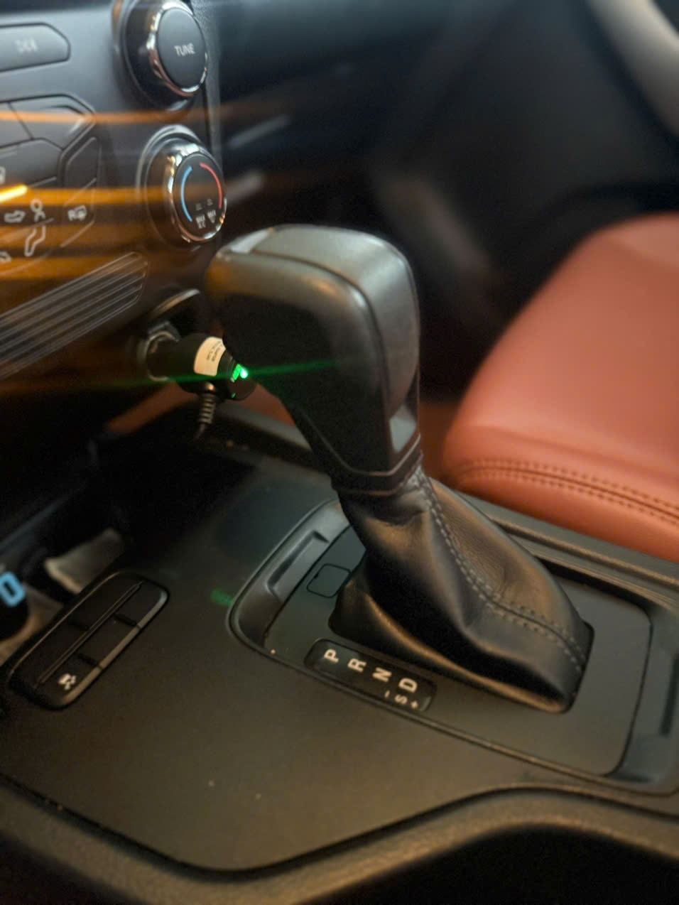 Ford Ranger XLS 2021 - Nội thất 5