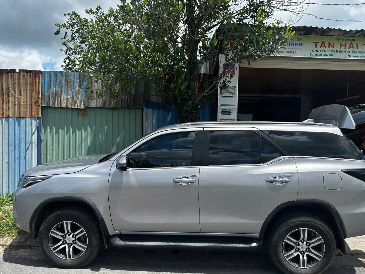 Toyota 2.4G 2020 - Ngoại thất 6