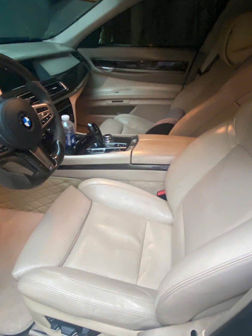 BMW 750Li 2009 - Nội thất 1